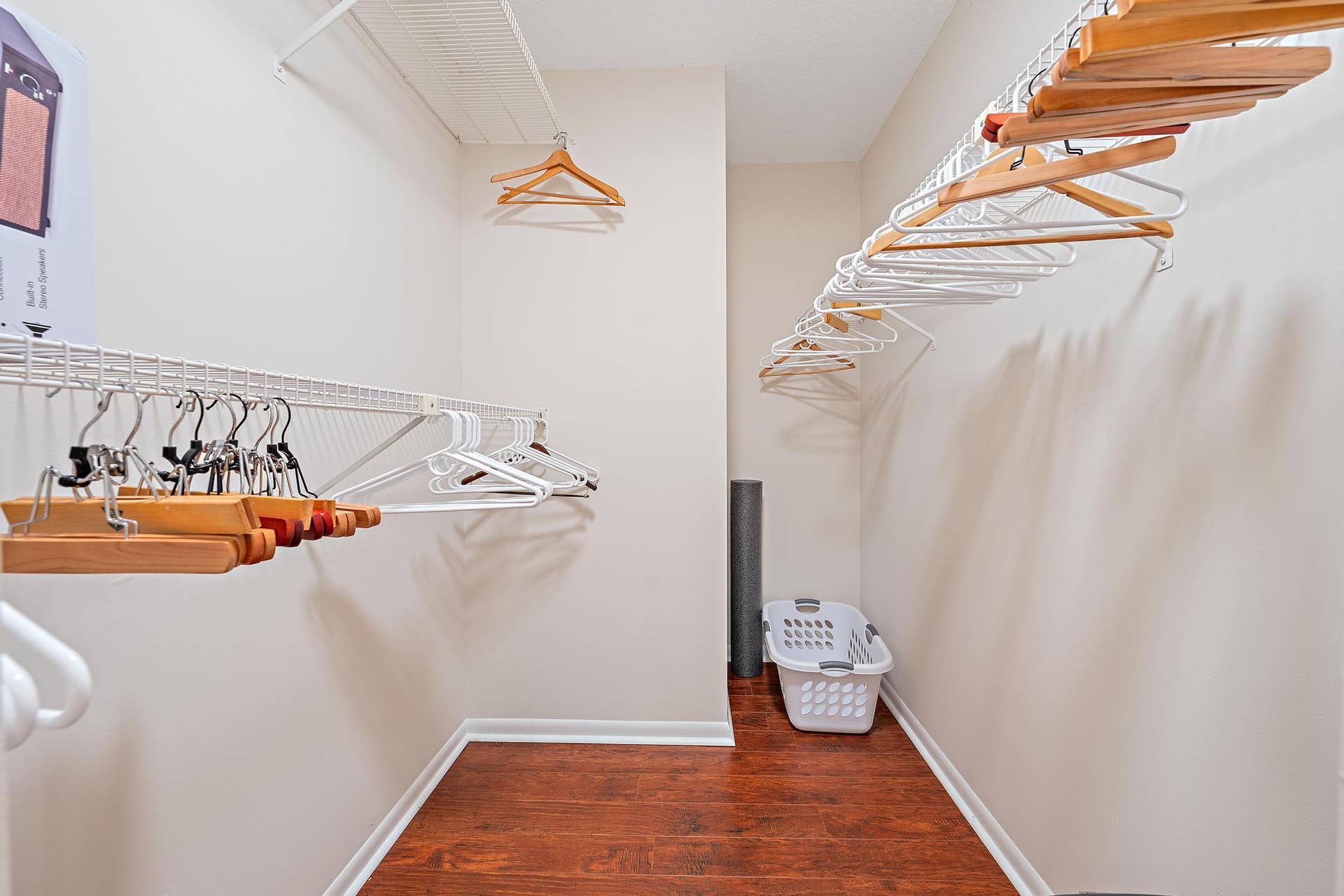 Master Walkin Closet