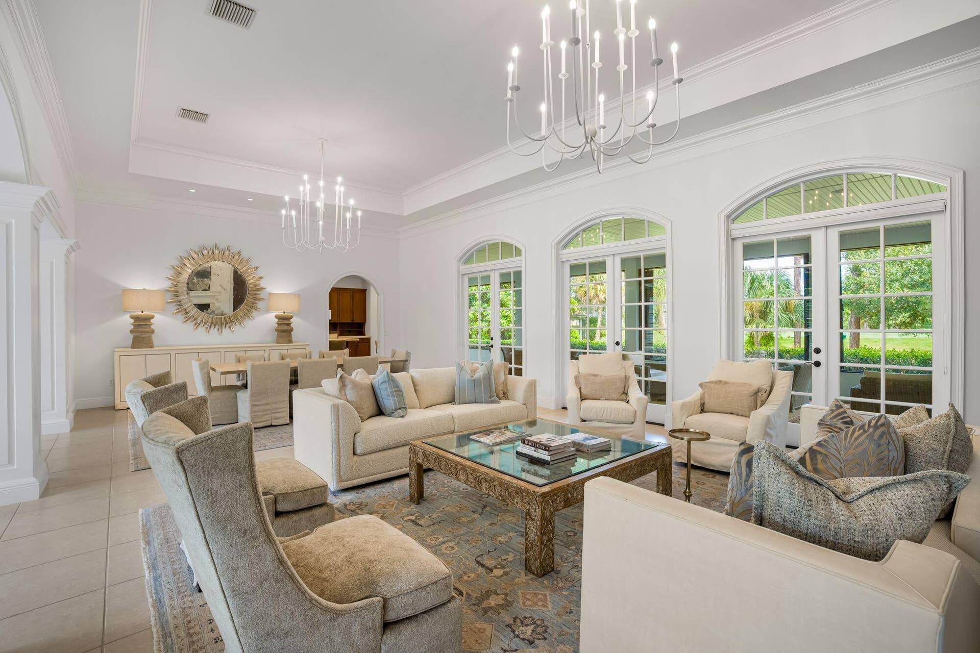 1100-Carolina-Cir-SW-Interiors-HigMedia-