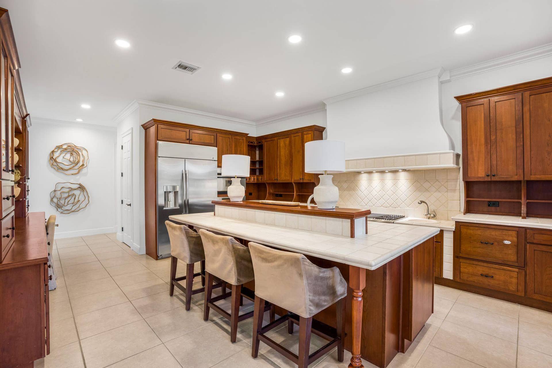 1100-Carolina-Cir-SW-Interiors-HigMedia-