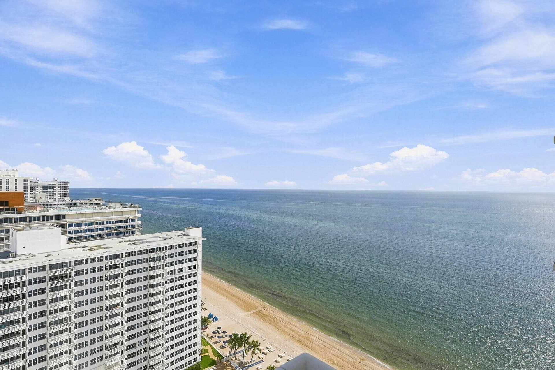 28_balcony view