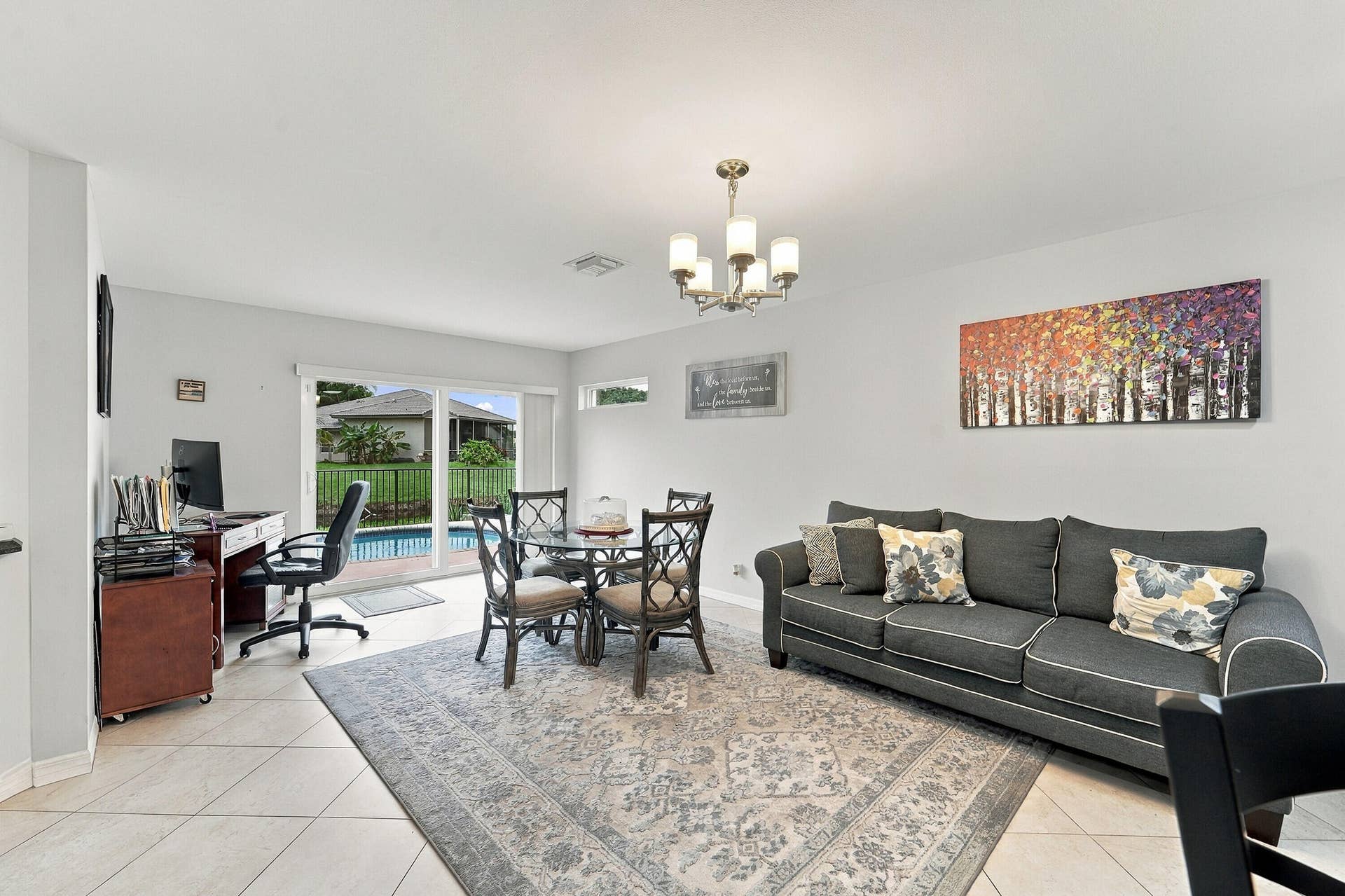 6211 NW 58th Way, Parkland, FL 33067 14_sitting room