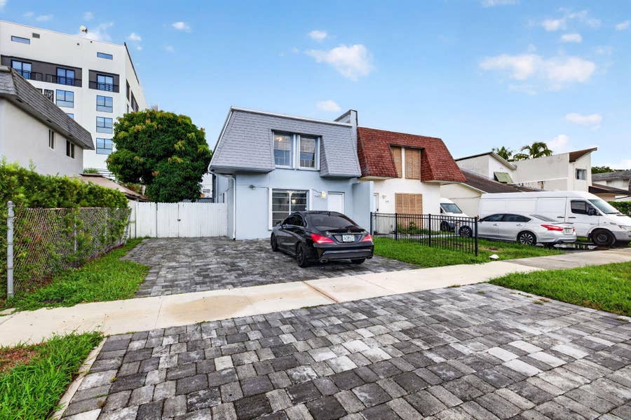 Property photo for 5435 SW 44TH Terrace, Dania Beach, FL