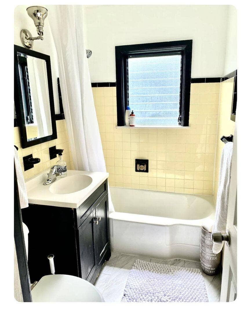 968 Allendale Road, West Palm Beach, FL 33405 bathroom