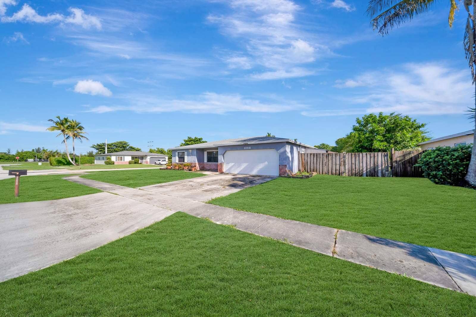 10941 GALLERY Street, Boca Raton, FL 33428 05-DSC08400-001