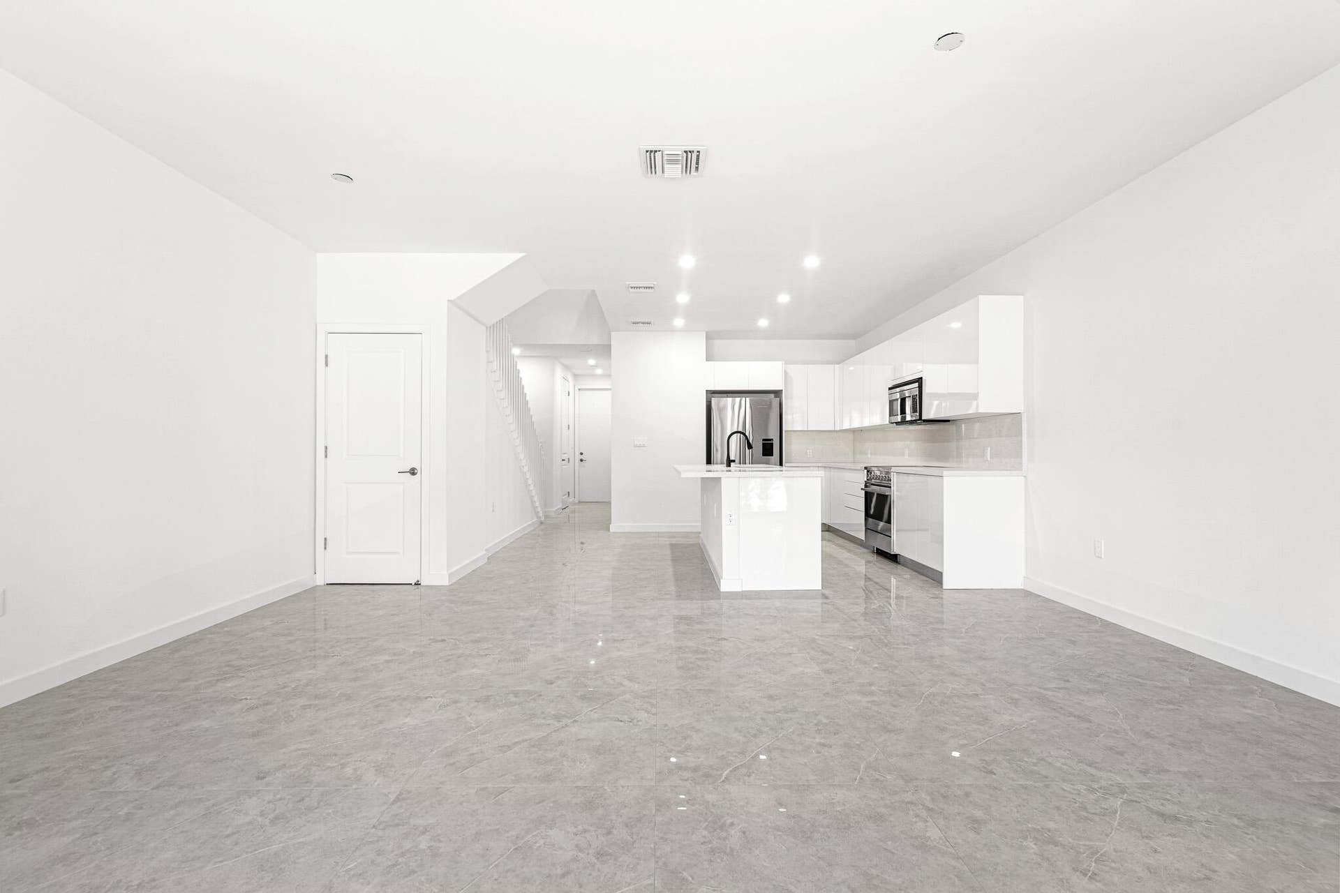 702 CYPRESS GROVE Drive, #702, Pompano Beach, Pompano Beach, FL 33069 DSC00371