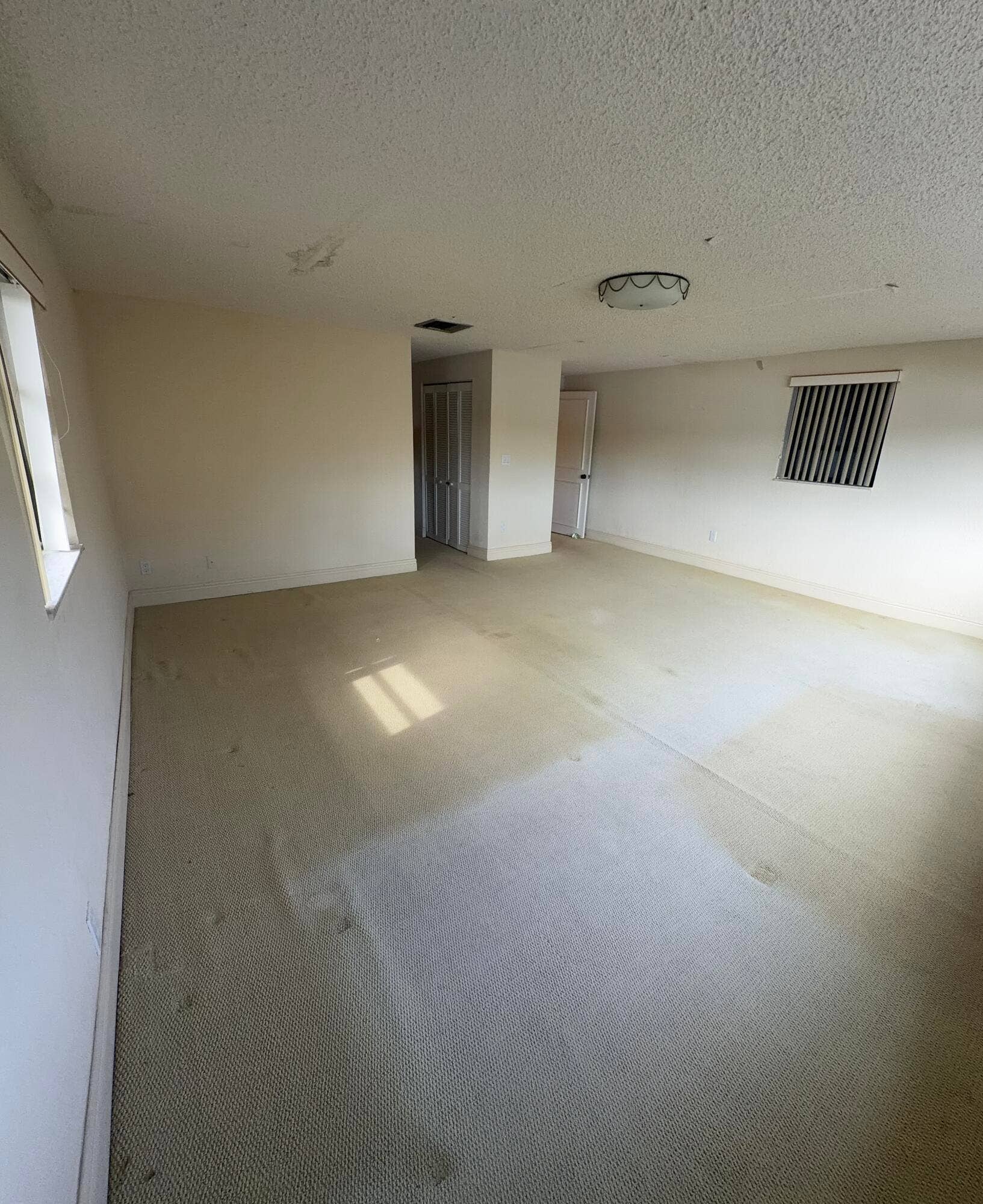 2390 NE 199th Street, Aventura, FL 33180 Large master bedroom upstairs