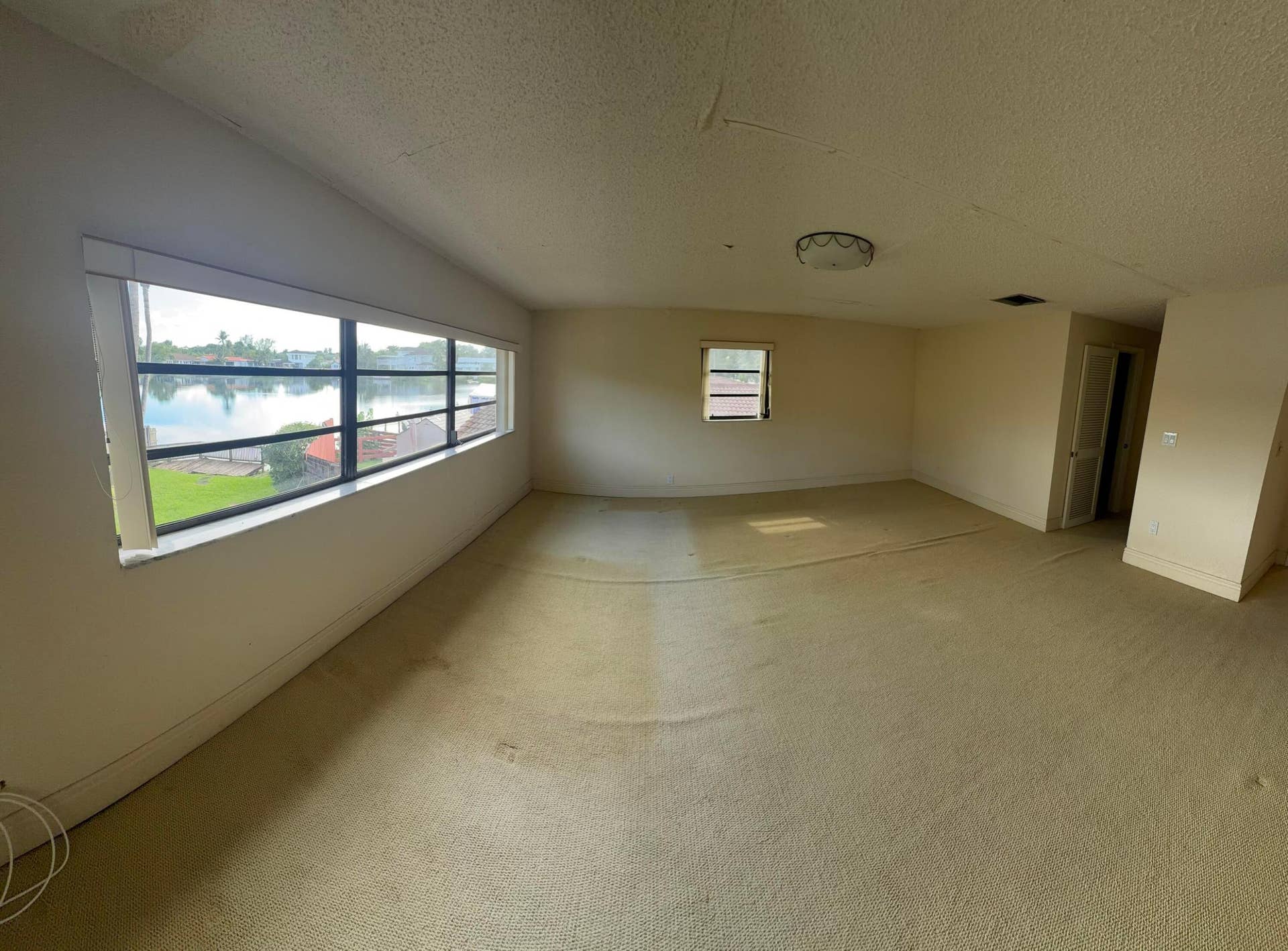 2390 NE 199th Street, Aventura, FL 33180 Master bedroom upstairs