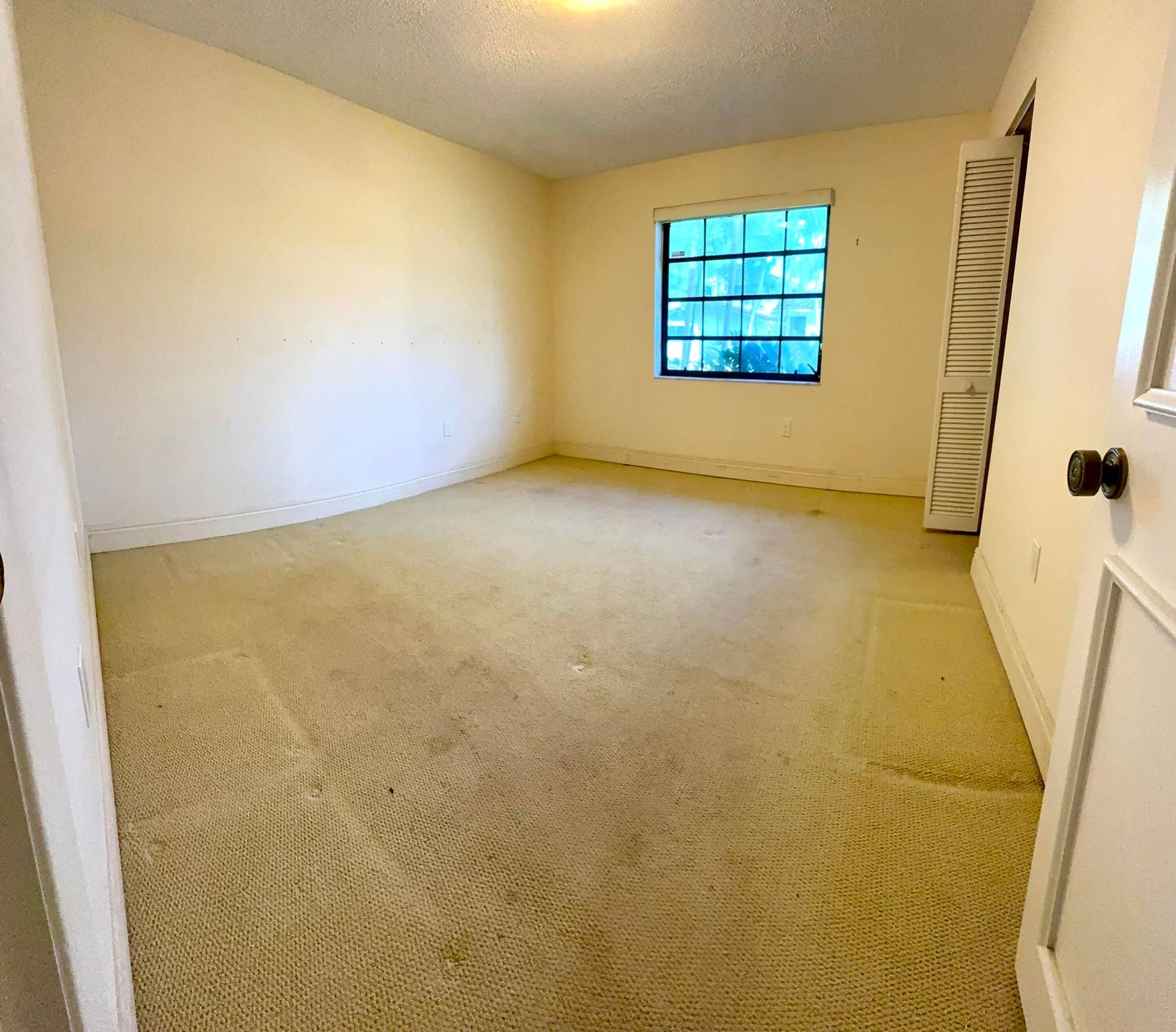2390 NE 199th Street, Aventura, FL 33180 Fourth bedroom