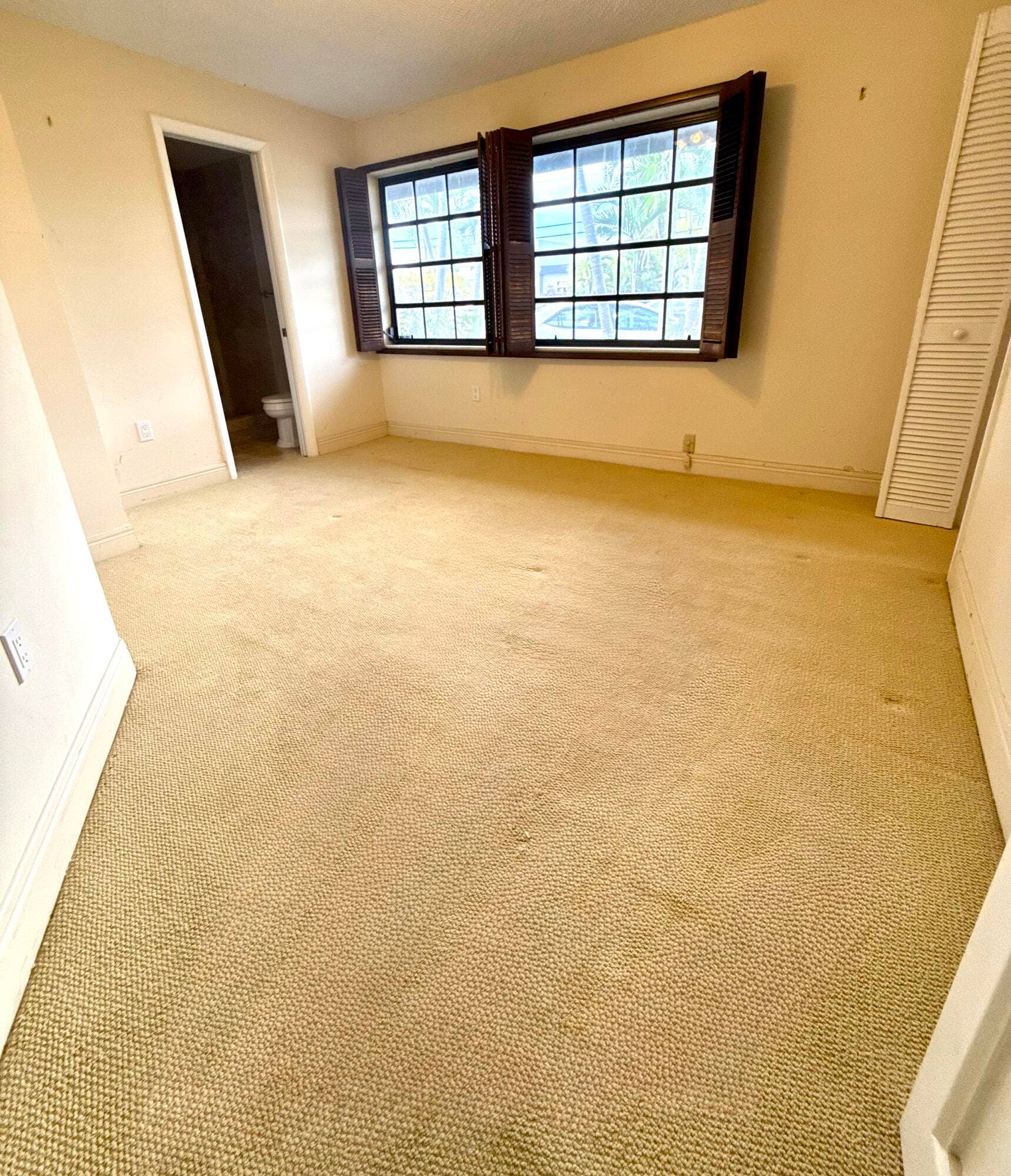 2390 NE 199th Street, Aventura, FL 33180 First floor master bedroom