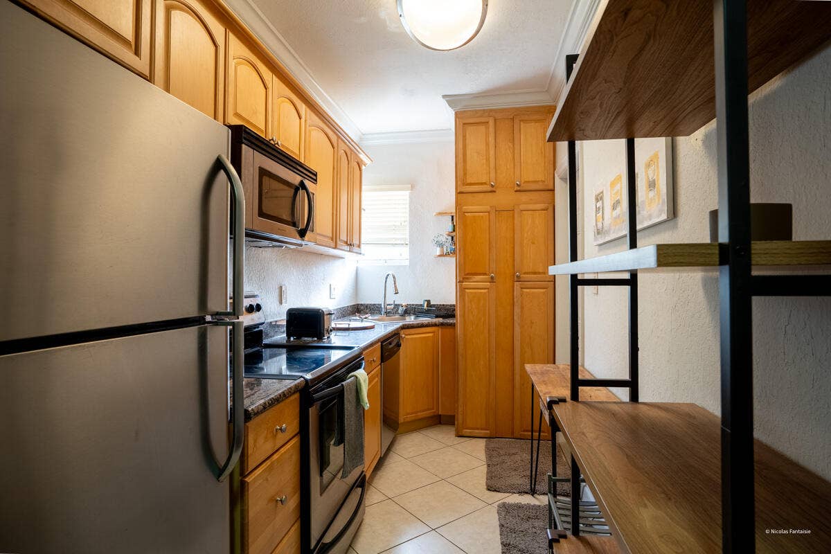 403 NE 16th Avenue, #Apt 7, Fort Lauderdale, FL 33301 CP-6