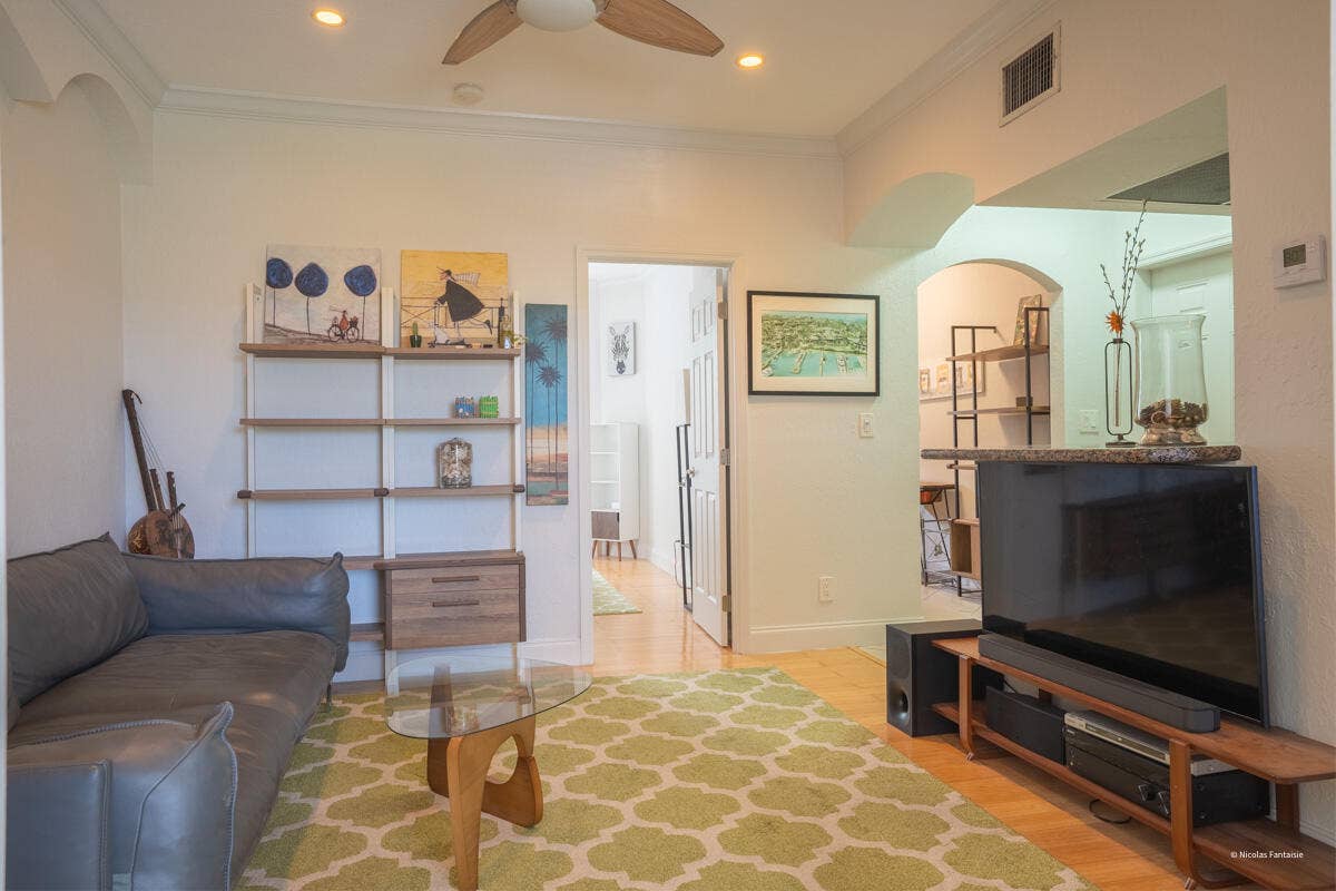 403 NE 16th Avenue, #Apt 7, Fort Lauderdale, FL 33301 CP-4