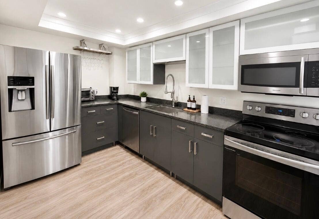 3450 S Ocean Boulevard, #2240, Palm Beach, FL 33480 kitchen