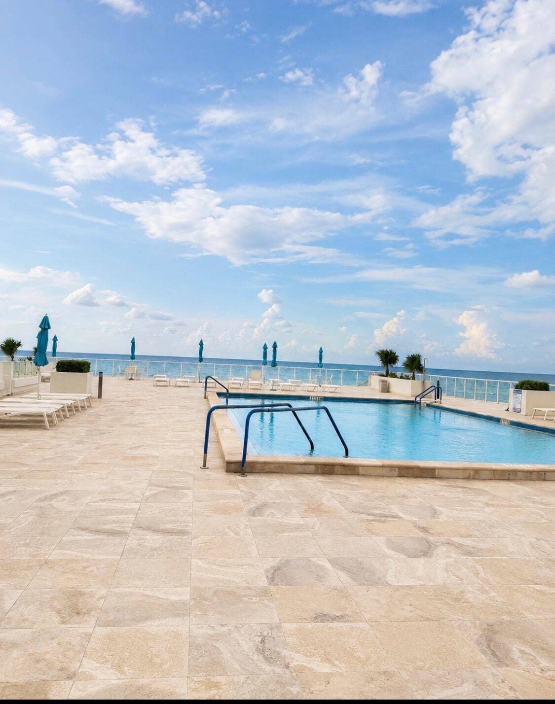 3450 S Ocean Boulevard, #2240, Palm Beach, FL 33480 pool