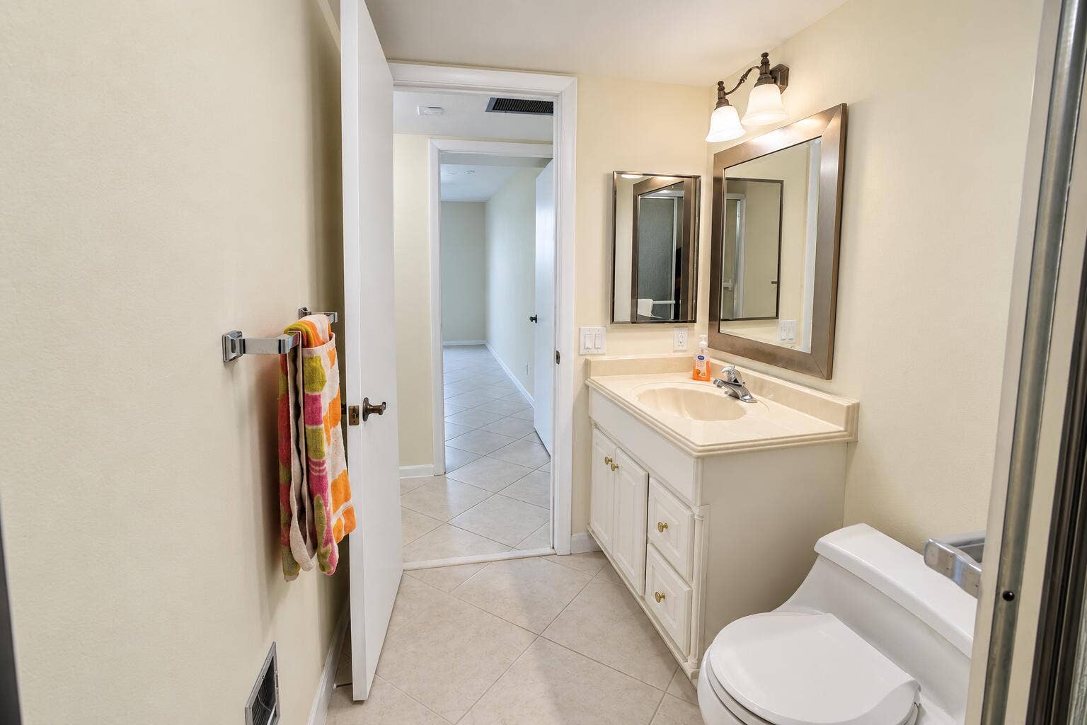 1800 S Ocean Boulevard, #1203, Pompano Beach, FL 33062 Bathroom 2