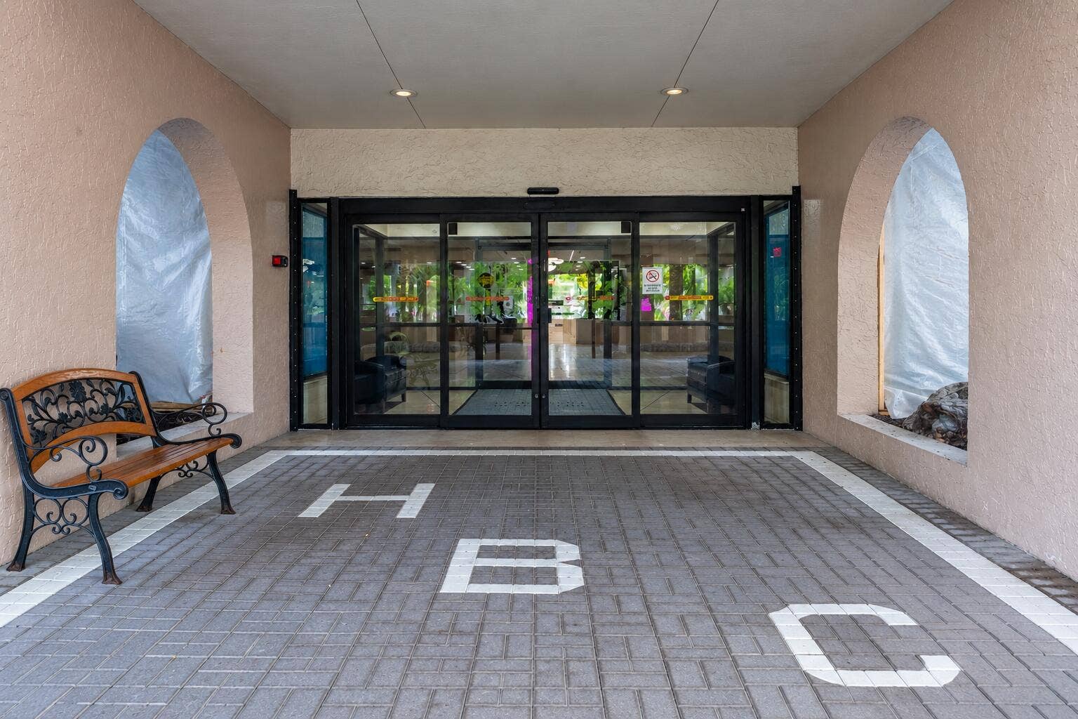 1800 S Ocean Boulevard, #1203, Pompano Beach, FL 33062 Front Entrance