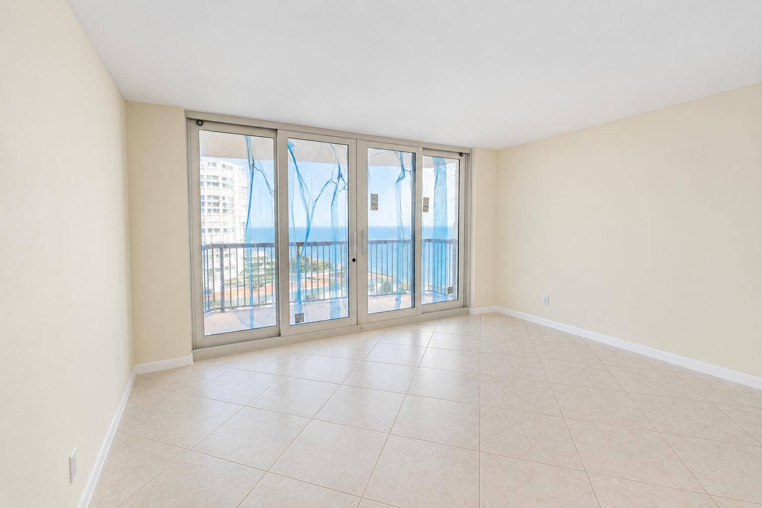 1800 S Ocean Boulevard, #1203, Pompano Beach, FL 33062 Living Room