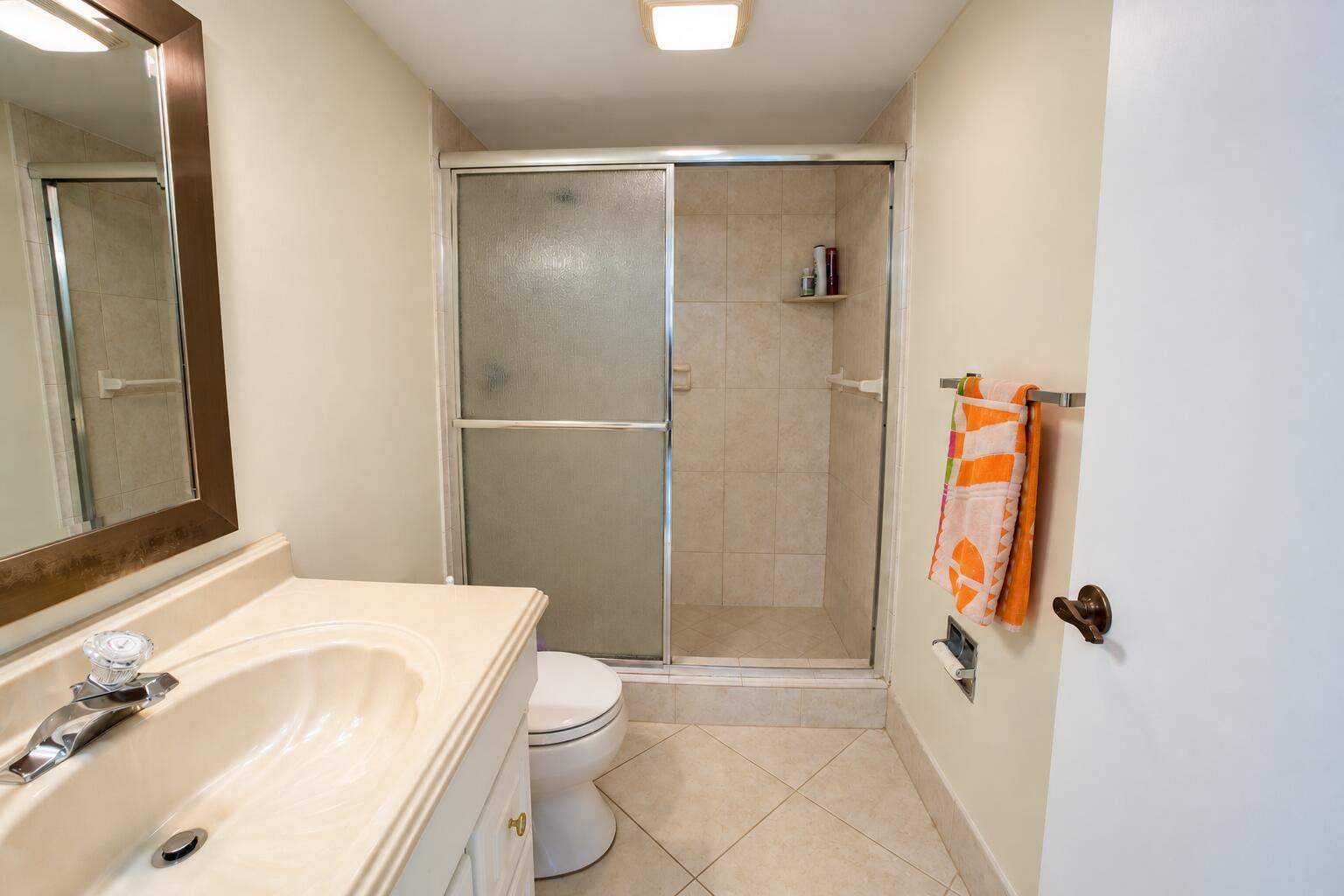 1800 S Ocean Boulevard, #1203, Pompano Beach, FL 33062 Bathroom 1