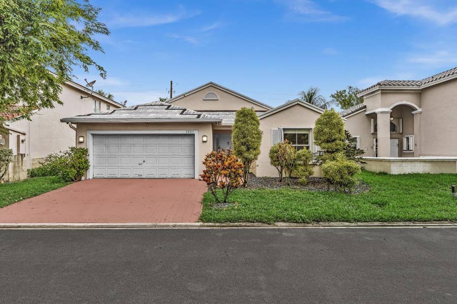 Property photo for 3307 SW 49th Street, Fort Lauderdale, FL