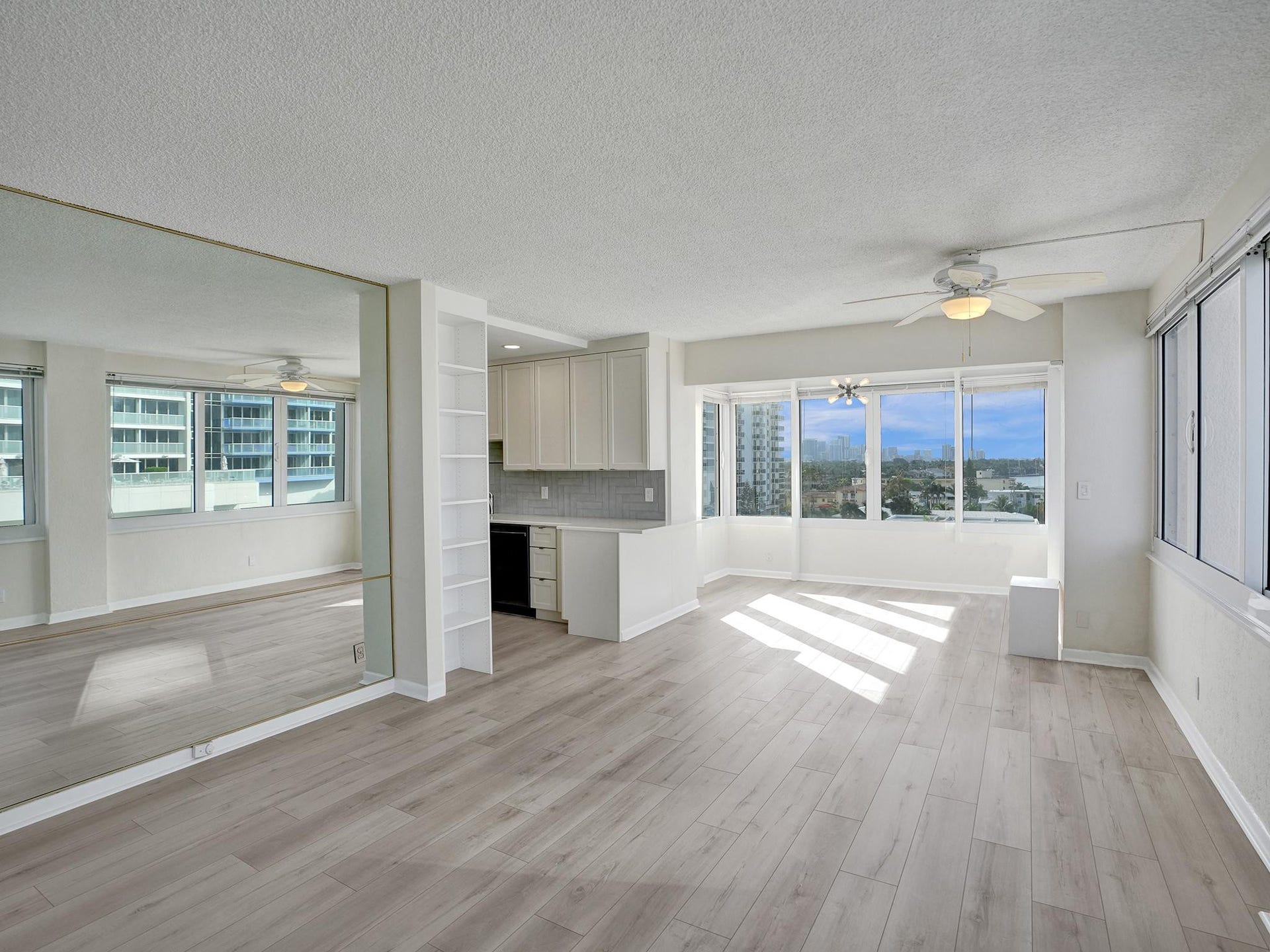 345 N FORT LAUDERDALE BEACH Boulevard, #601, Fort Lauderdale, FL 33304 Photo 6