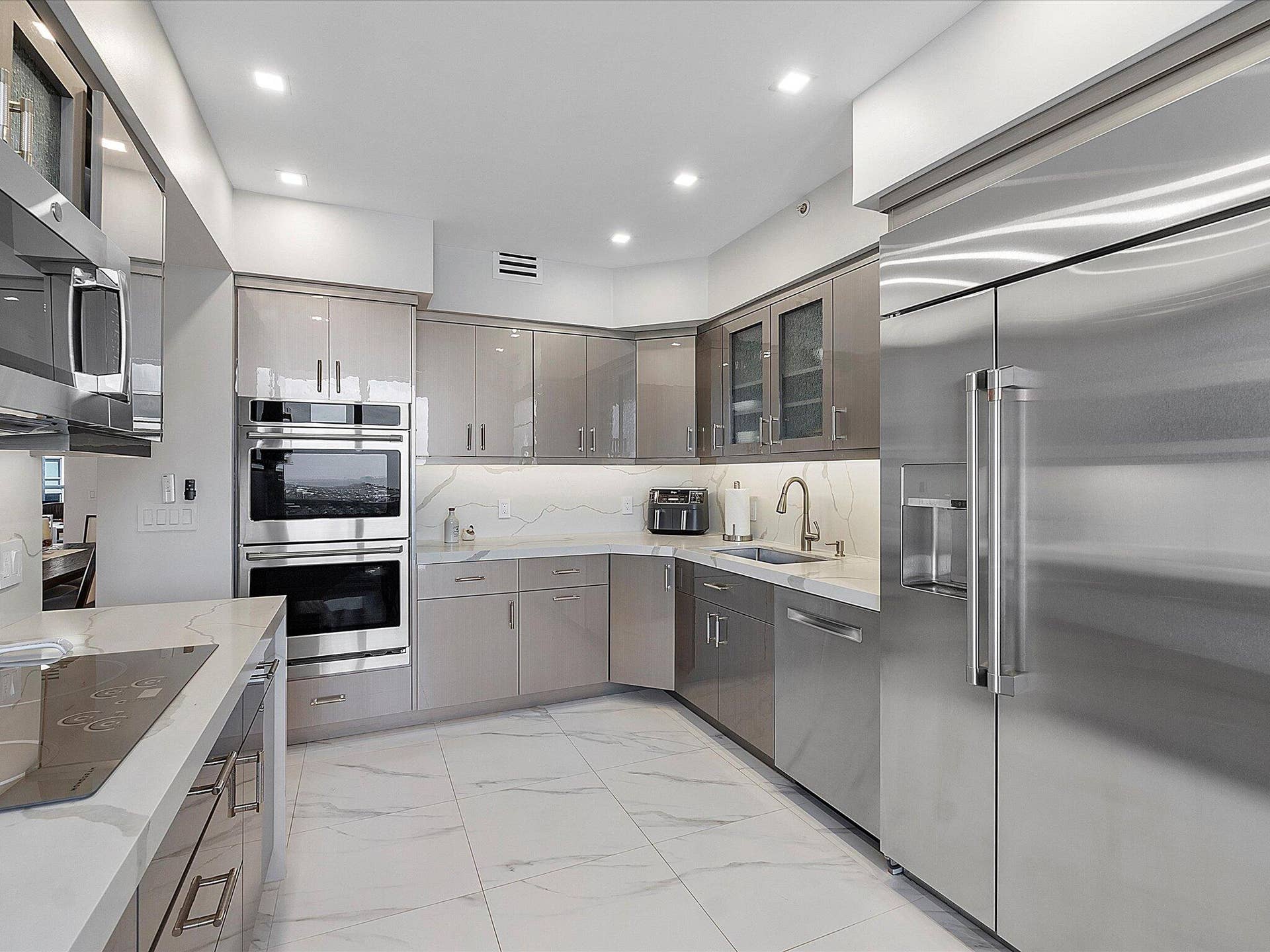 3100 N Ocean Boulevard, #1202, Fort Lauderdale, FL 33308 10-3100 N Ocean Blvd u1202_010