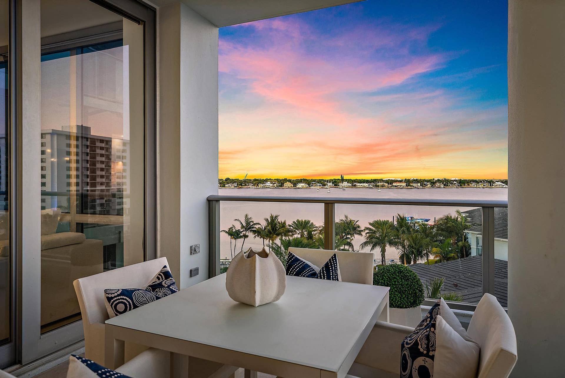 2 WATER CLUB Way, #603, North Palm Beach, FL 33408 2 Water Clb Wy 603-32