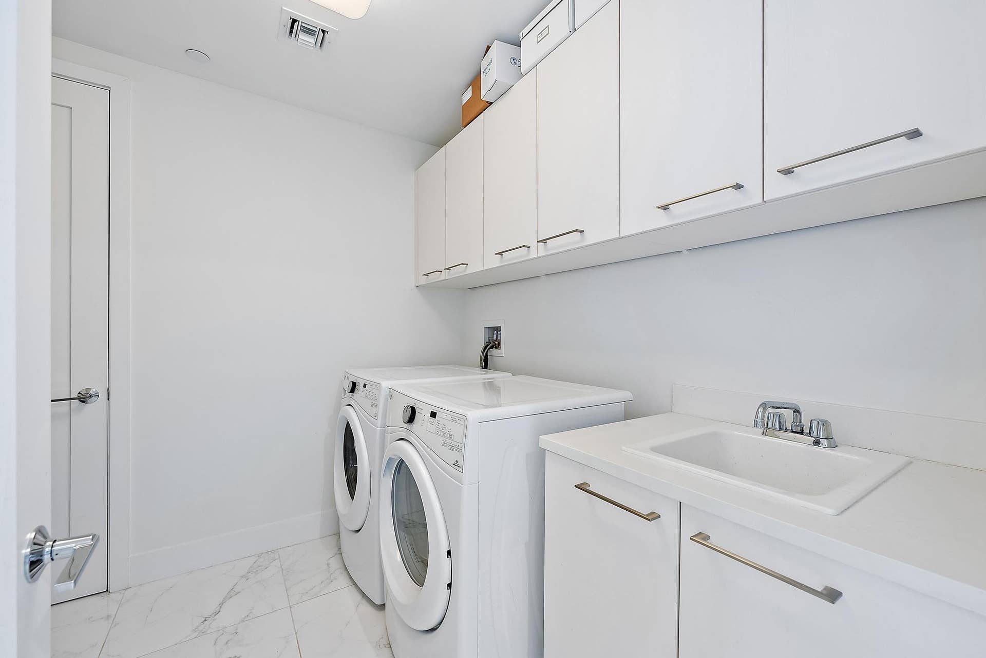 2 WATER CLUB Way, #603, North Palm Beach, FL 33408 2 Water Clb Wy 603-1