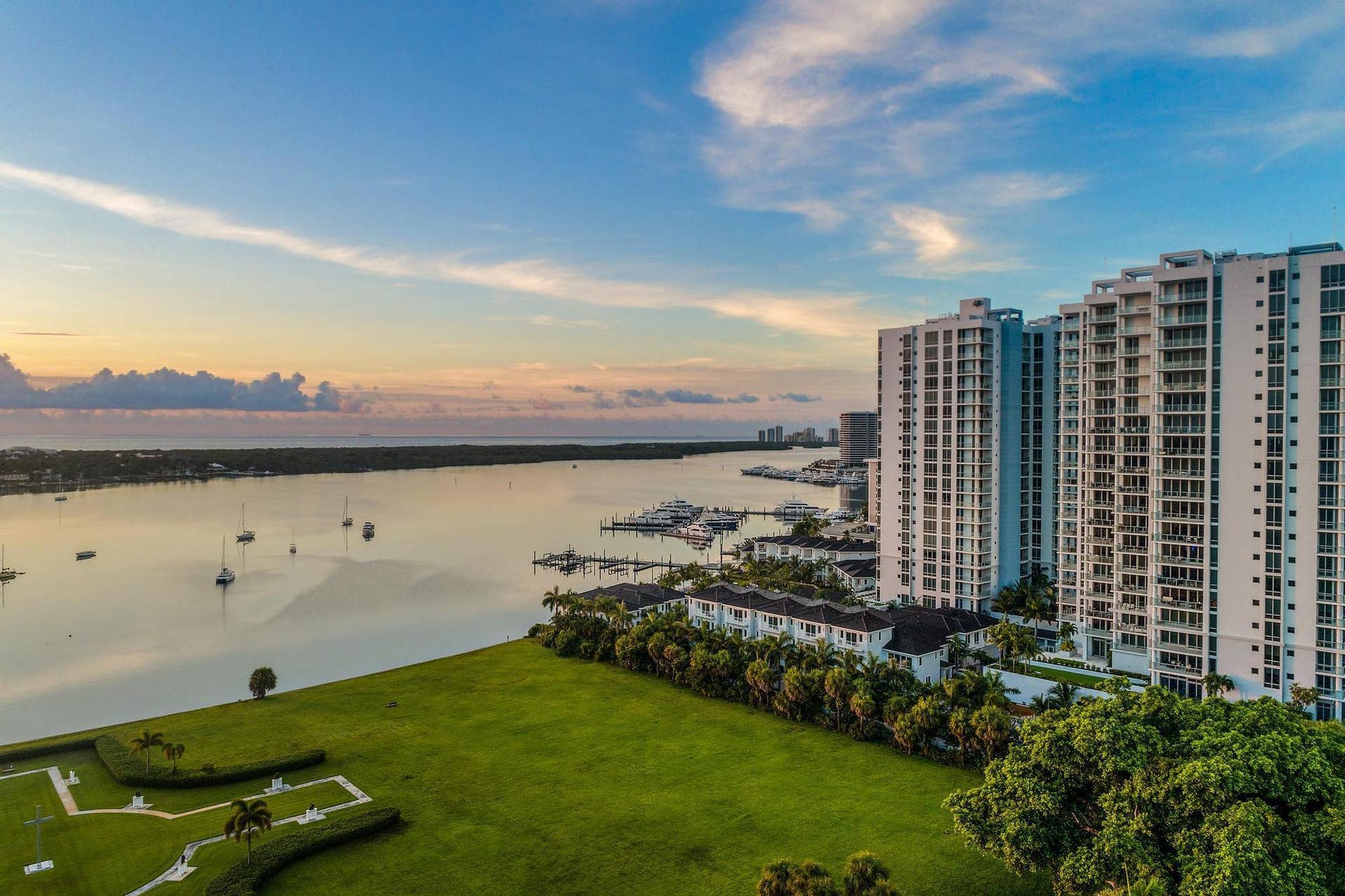 2 WATER CLUB Way, #603, North Palm Beach, FL 33408 118 Water Club Ct N Twilight-8