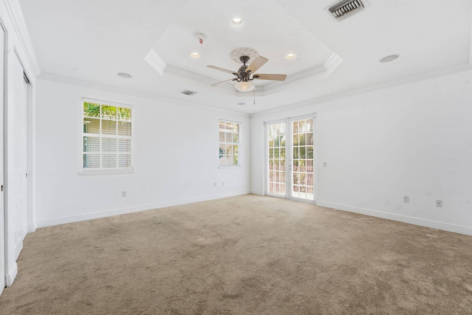 400 NE 8th Avenue, Fort Lauderdale, FL 33301 20-web-or-mls-022_DSC00094