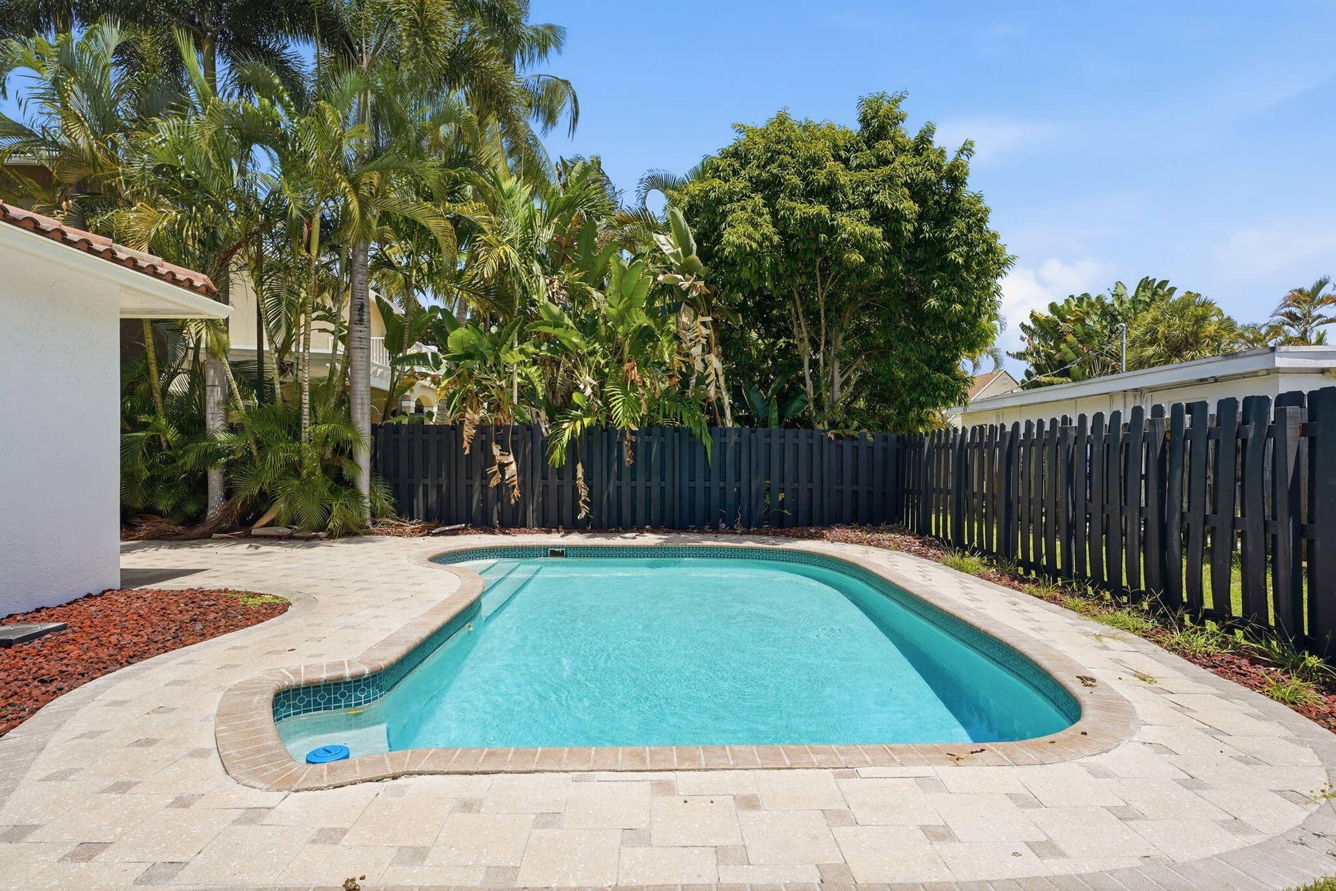 400 NE 8th Avenue, Fort Lauderdale, FL 33301 41-web-or-mls-046_DSC00185