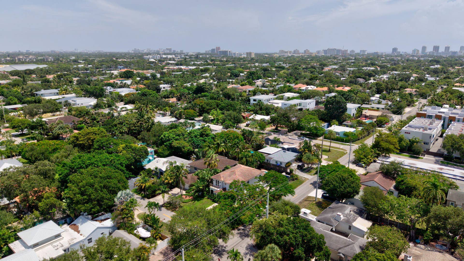 400 NE 8th Avenue, Fort Lauderdale, FL 33301 48-web-or-mls-DJI_20260814125533_0667_D_