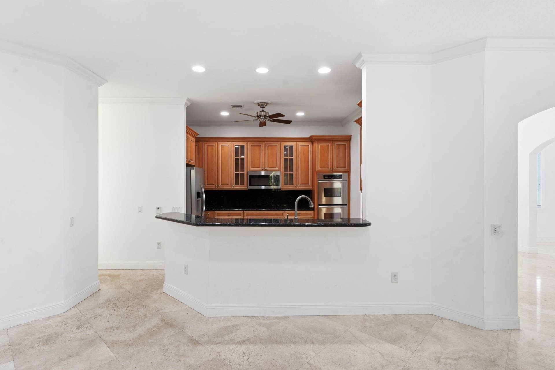 400 NE 8th Avenue, Fort Lauderdale, FL 33301 10-web-or-mls-011_DSC00021
