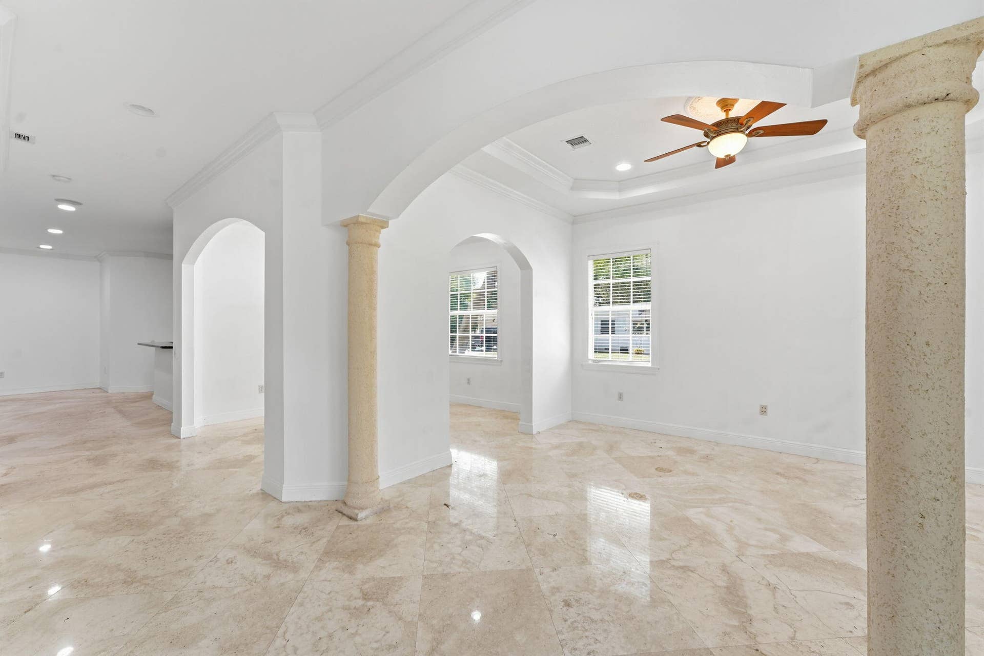 400 NE 8th Avenue, Fort Lauderdale, FL 33301 6-web-or-mls-006_DSC00054