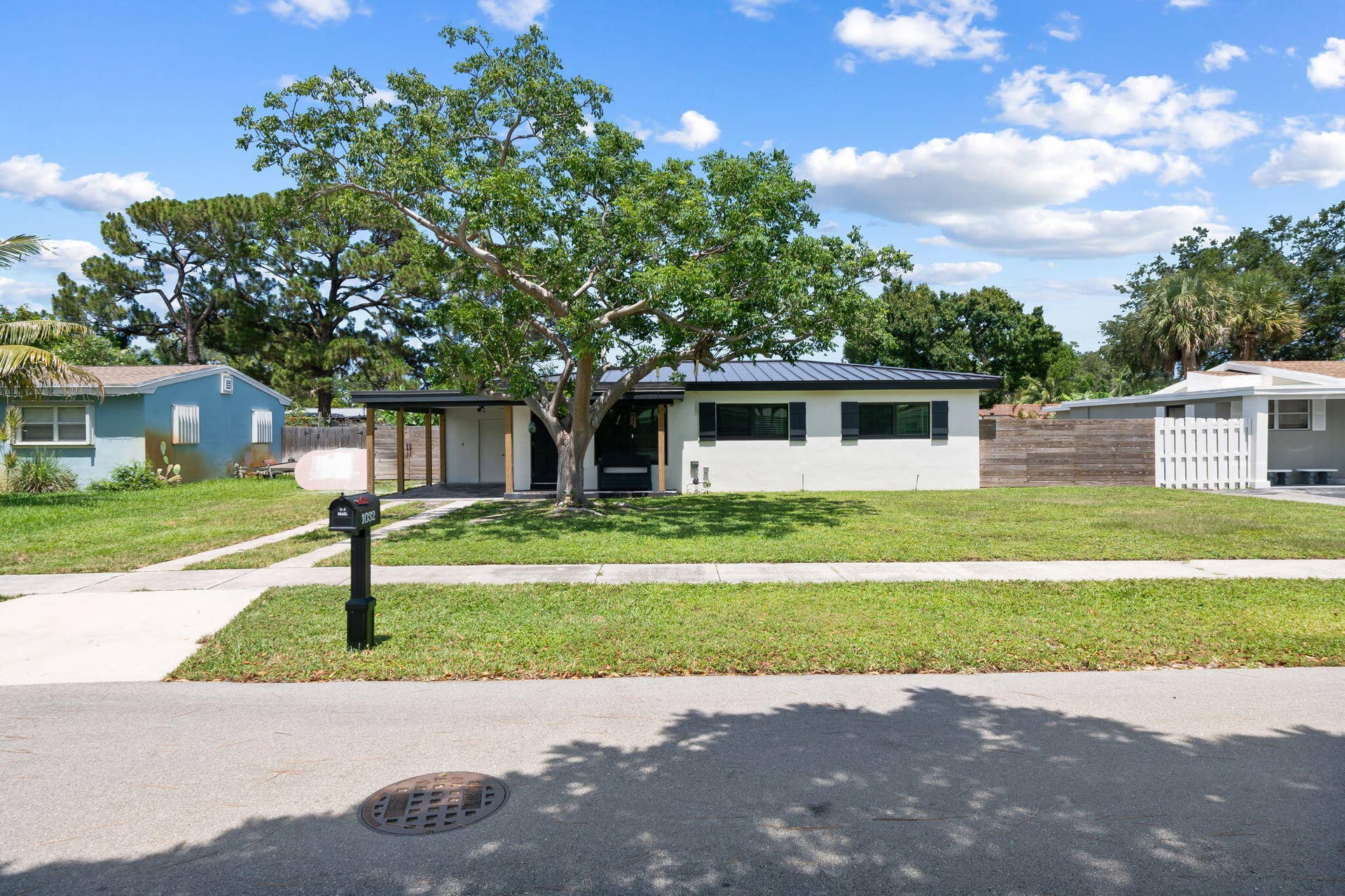 1032 SW 1ST Terrace, Pompano Beach, FL 33060 23-web-or-mls-DSC_9076