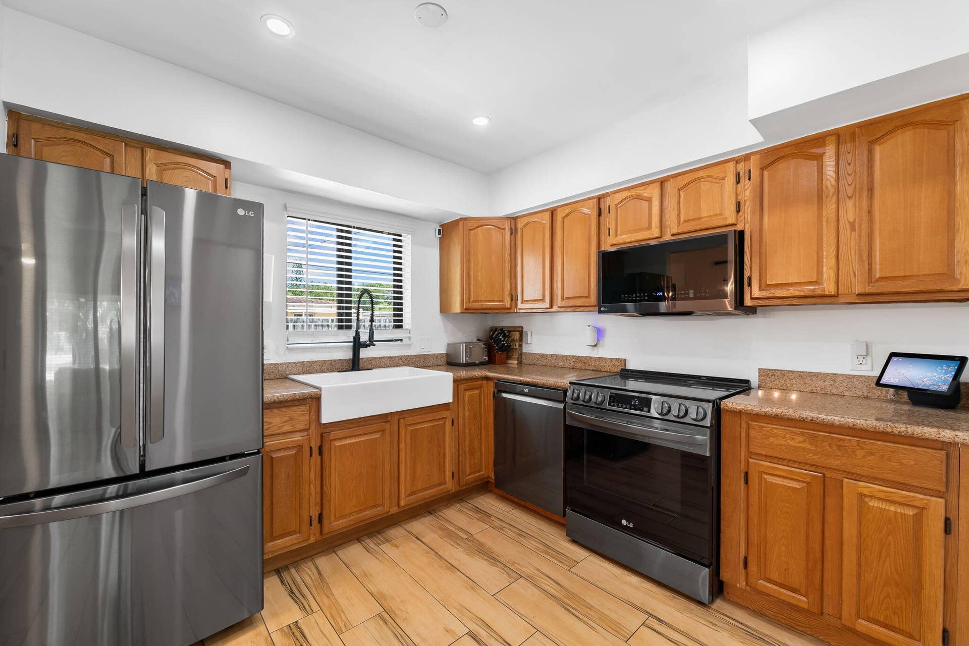 1032 SW 1ST Terrace, Pompano Beach, FL 33060 15-web-or-mls-DSC_9054