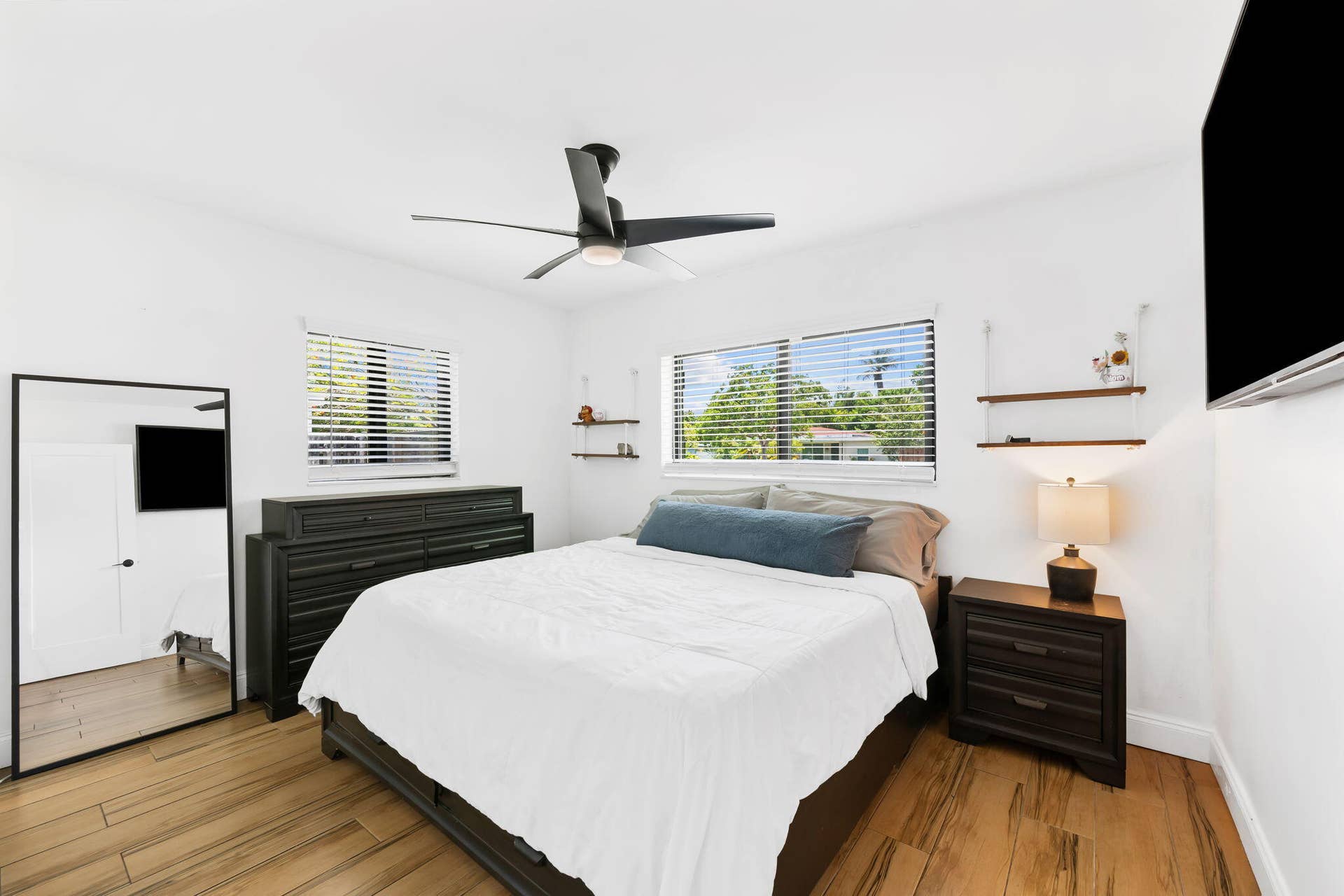 1032 SW 1ST Terrace, Pompano Beach, FL 33060 6-web-or-mls-DSC_9021