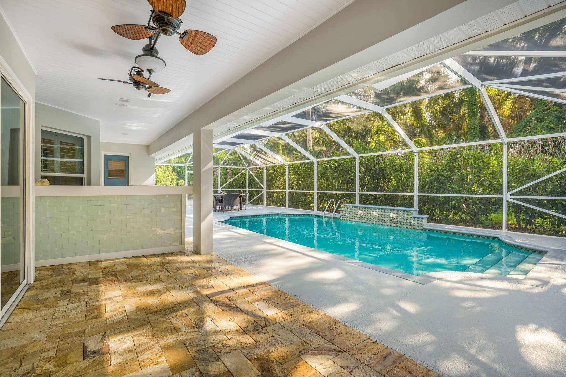 POOL AREA READY FOR ENTERTAINING