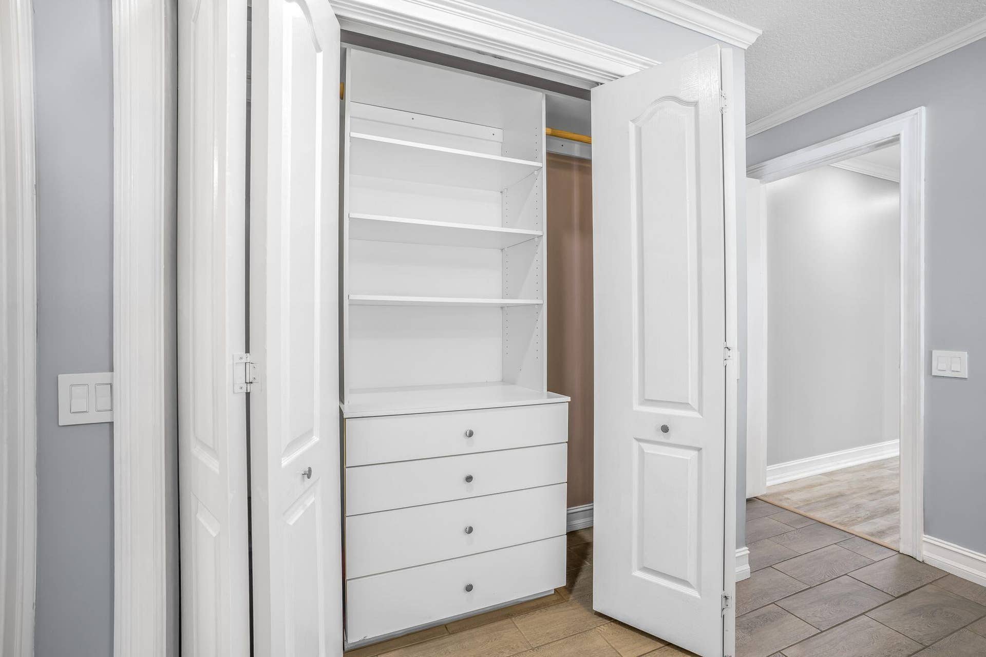 BEDROOM THREE CUSTOM CLOSET