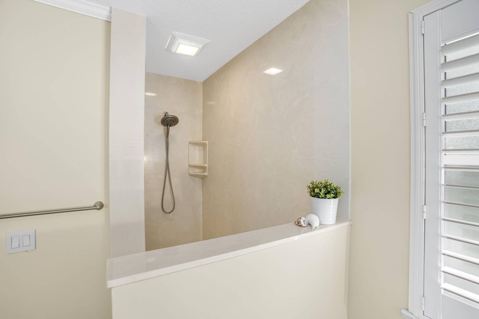 PRIMARY SHOWER