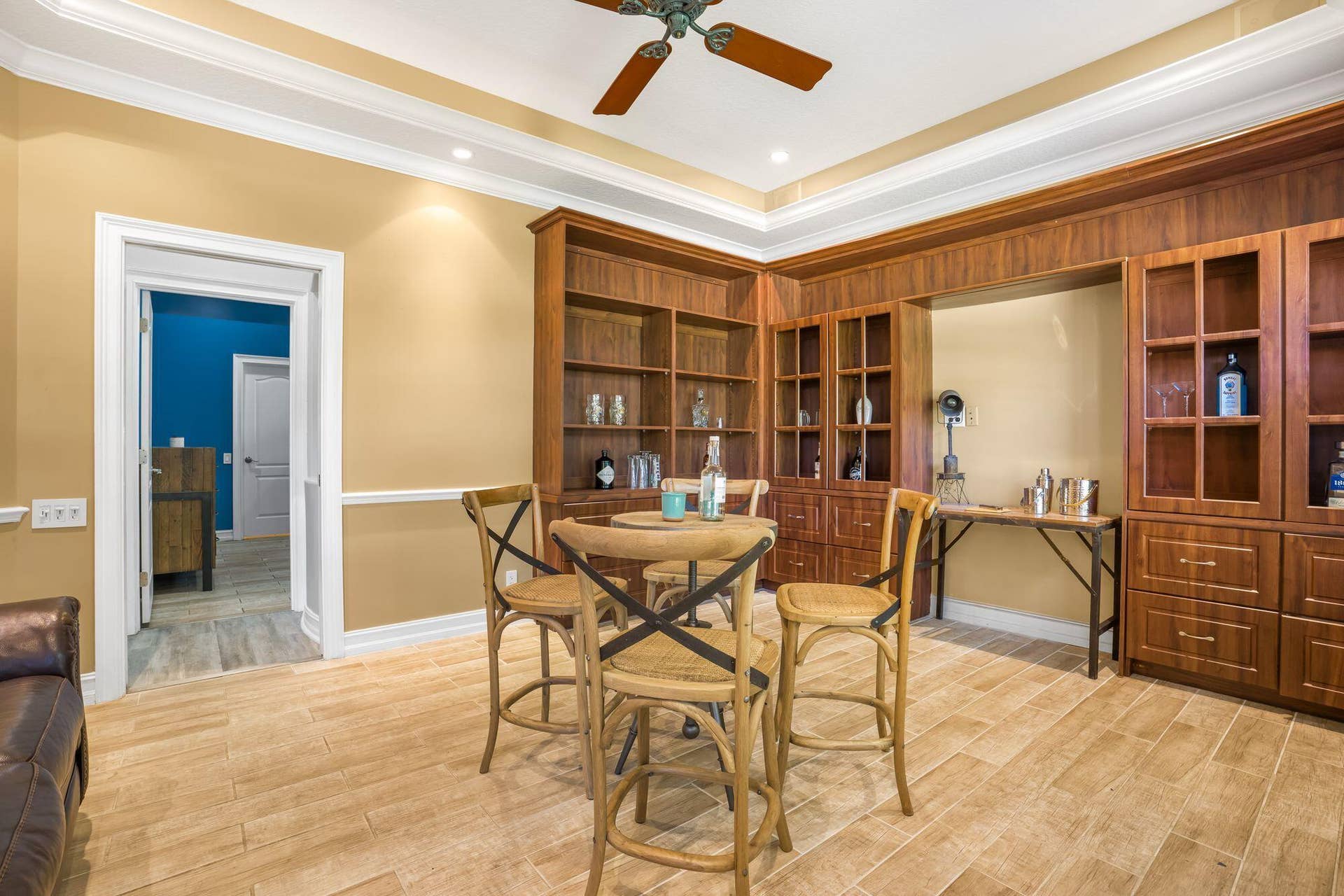CREATE YOUR OWN SPACE