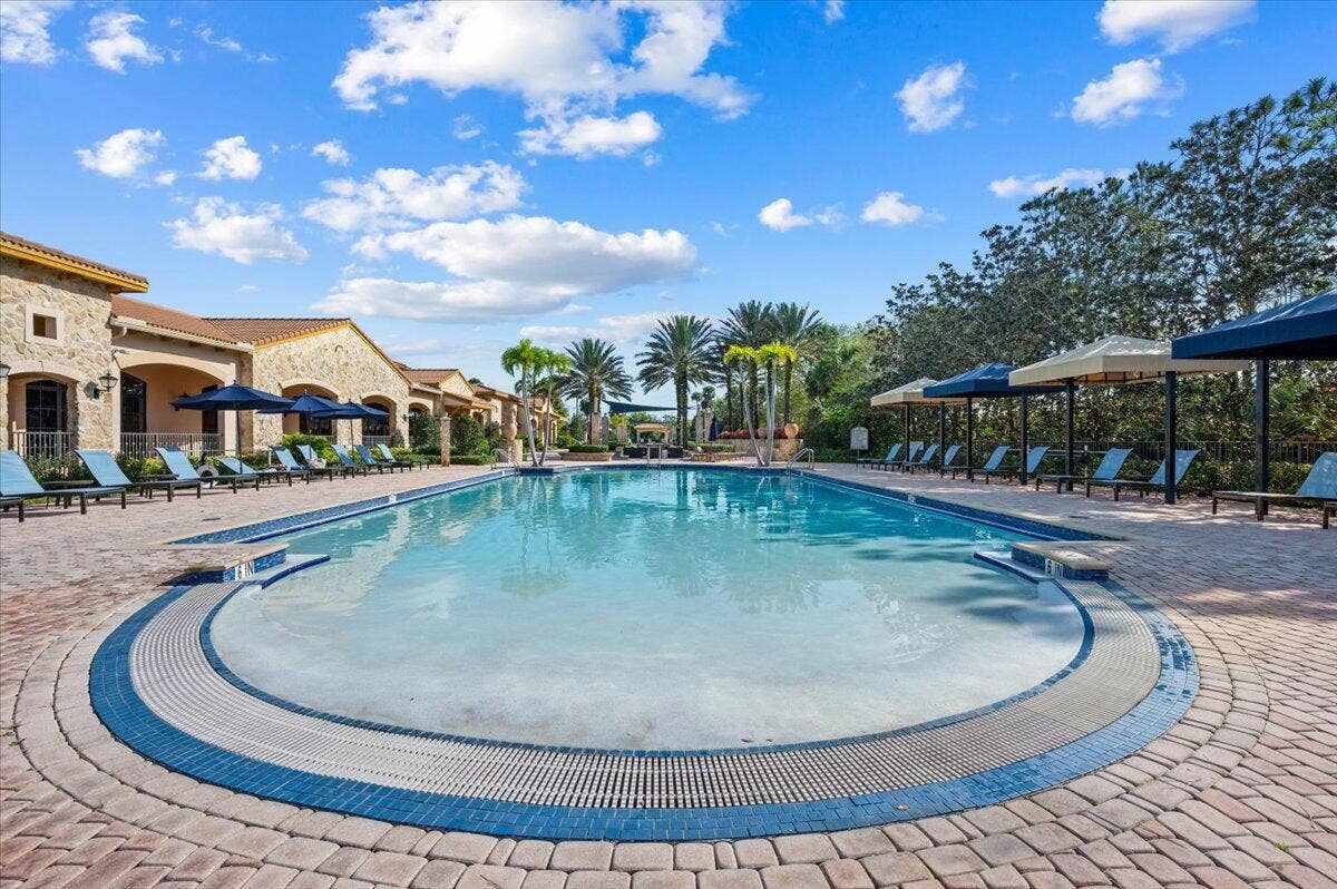 159 Tresana Boulevard, #113, Jupiter, FL 33478 Community Resort Pool