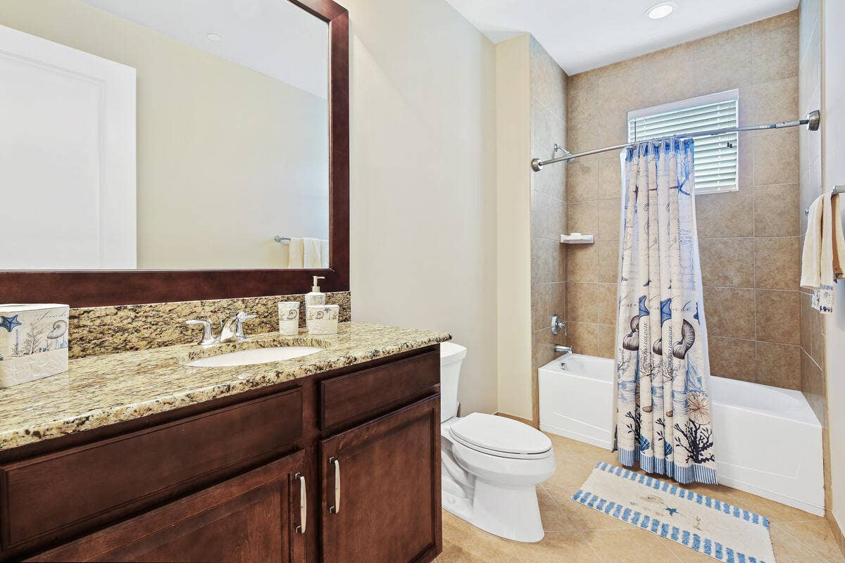 159 Tresana Boulevard, #113, Jupiter, FL 33478 2nd Bathroom