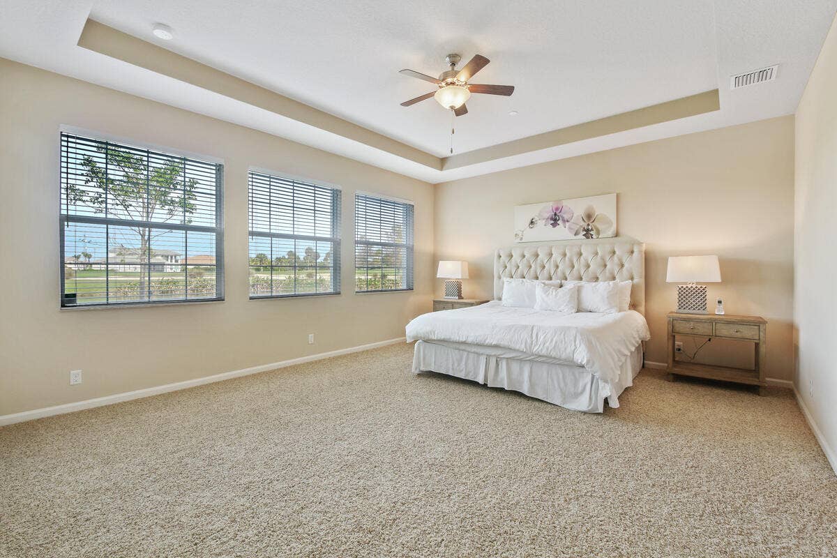 159 Tresana Boulevard, #113, Jupiter, FL 33478 Large Primary Suite