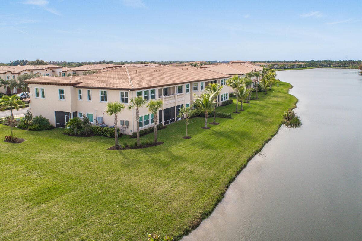 159 Tresana Boulevard, #113, Jupiter, FL 33478 Lake Front Views