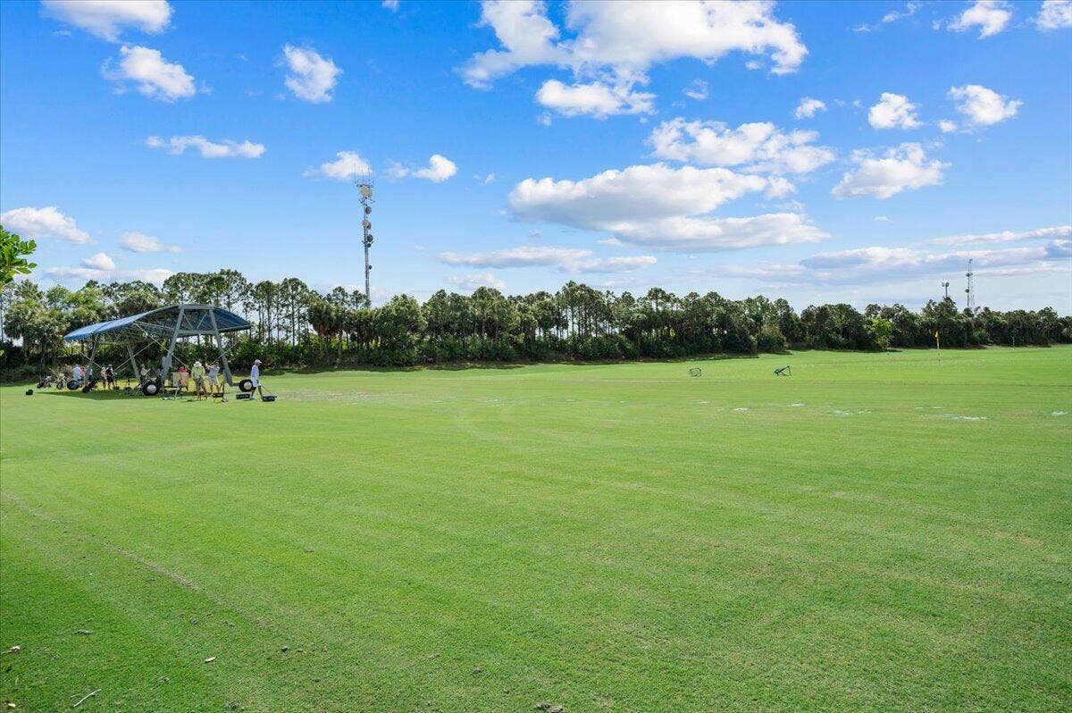 159 Tresana Boulevard, #113, Jupiter, FL 33478 Country Club Golf Range