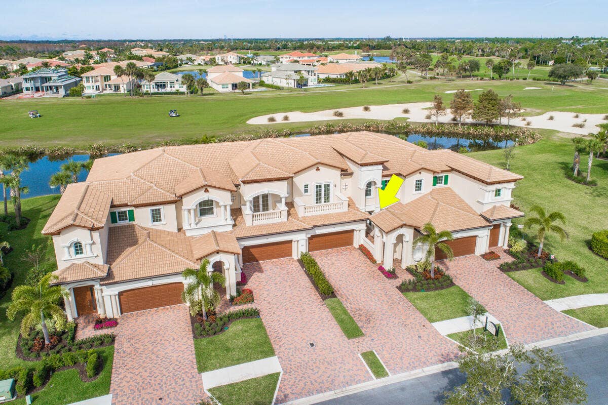 159 Tresana Boulevard, #113, Jupiter, FL 33478 Prime Location