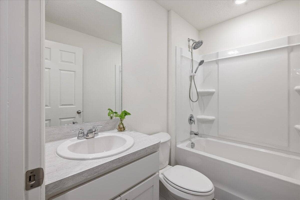 542 Mimosa Street SW, Palm Bay, FL 32908 06-0B2A8982