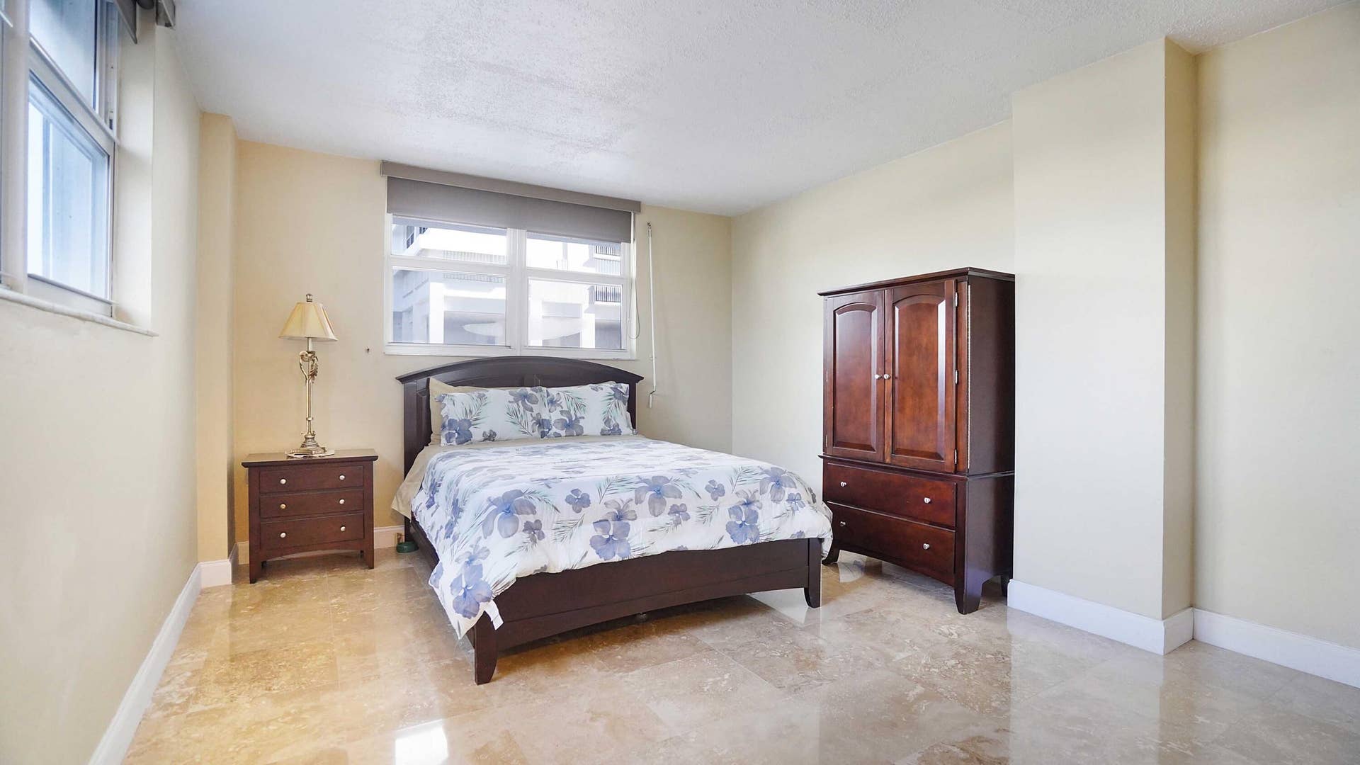 4250 Galt Ocean Drive, #1A, Fort Lauderdale, FL 33308 DSC03084