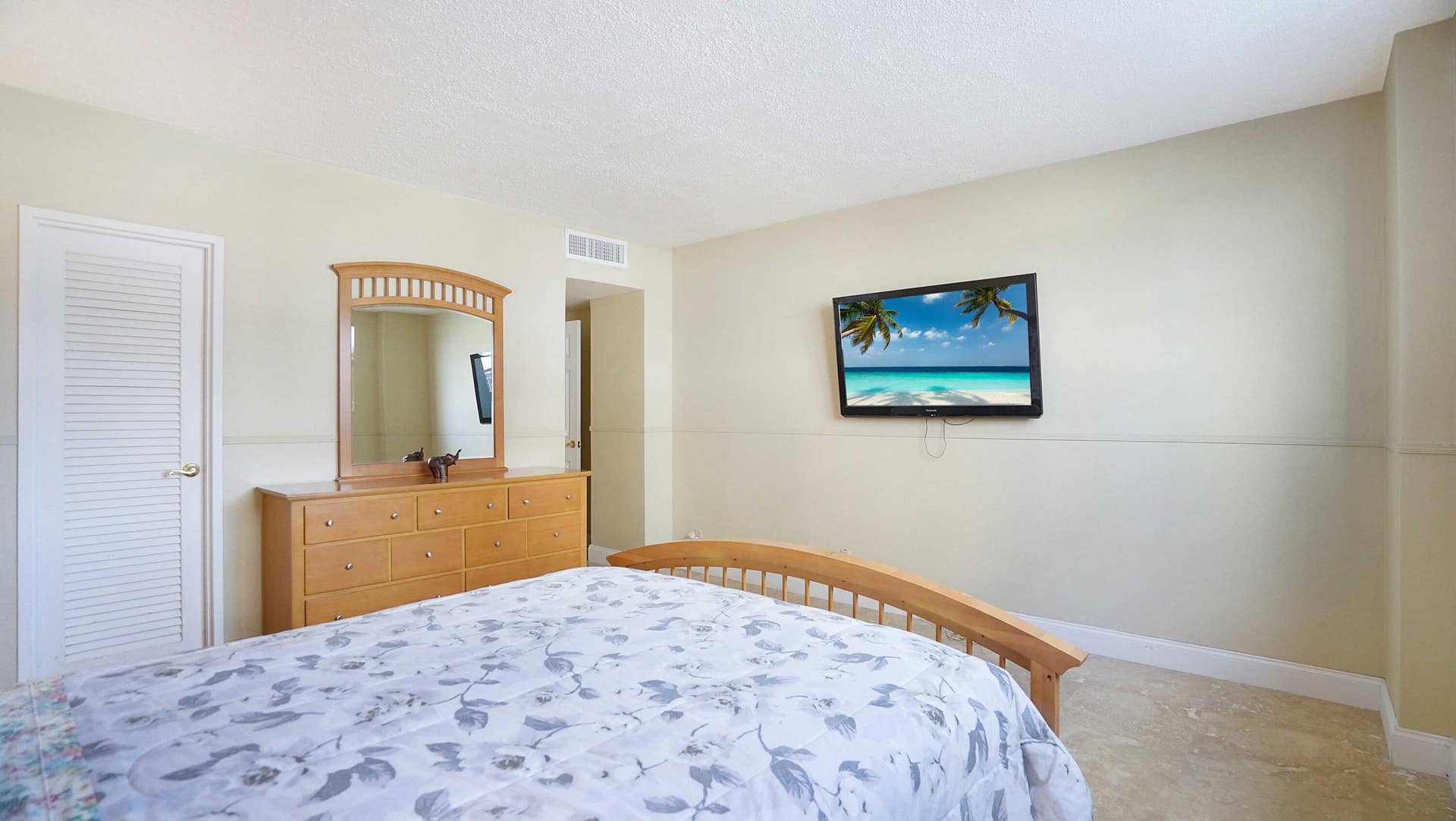 4250 Galt Ocean Drive, #1A, Fort Lauderdale, FL 33308 DSC03075
