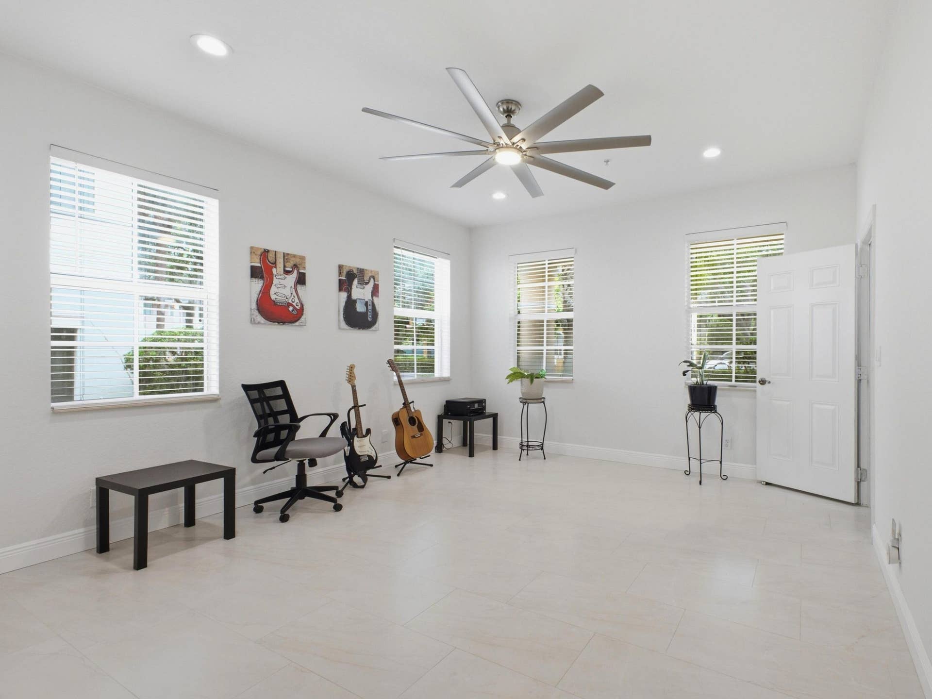140 Seagrape Drive, #108, Jupiter, FL 33458 Living/Den