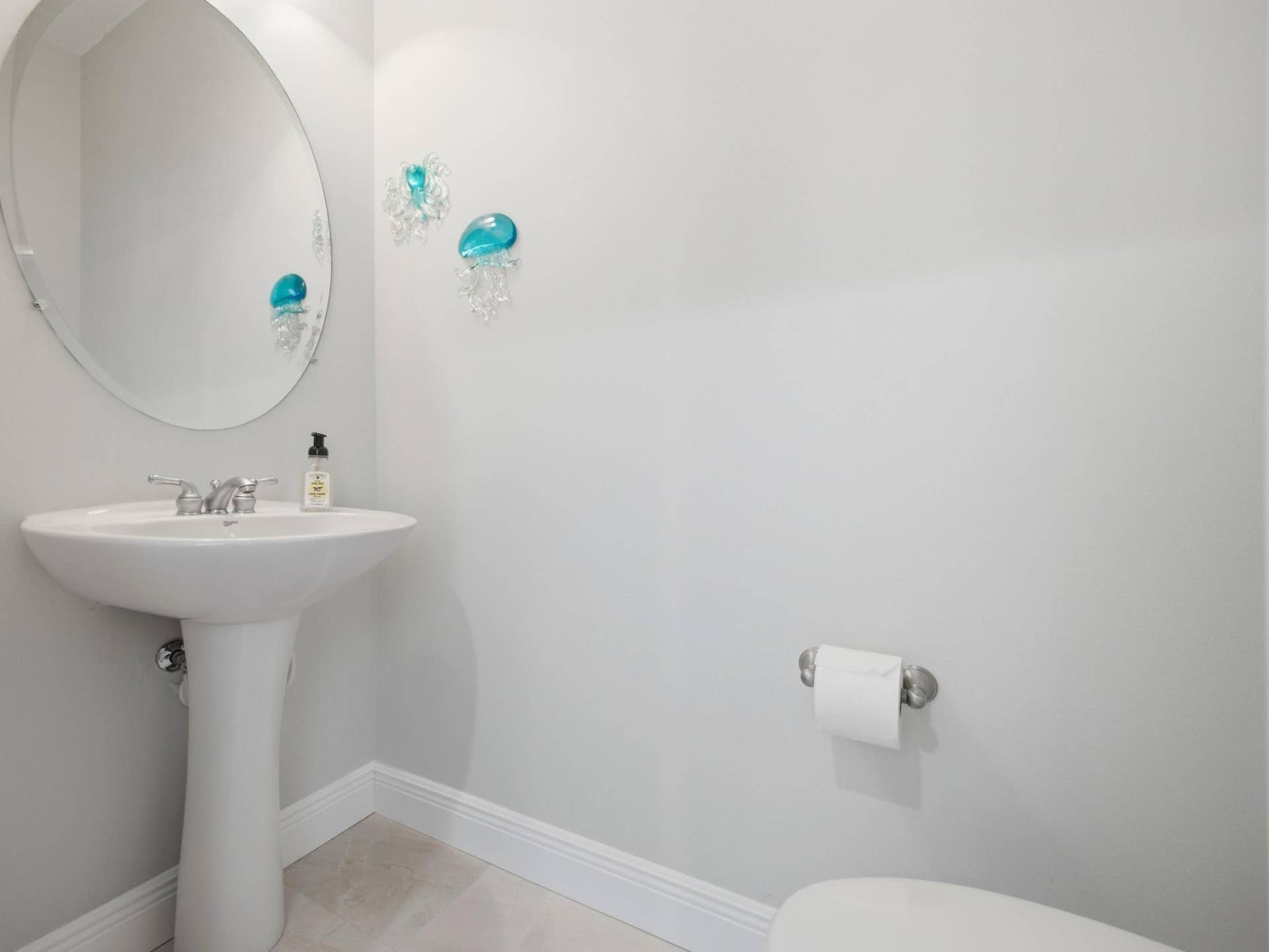 140 Seagrape Drive, #108, Jupiter, FL 33458 Half Bathroom 1st Floor